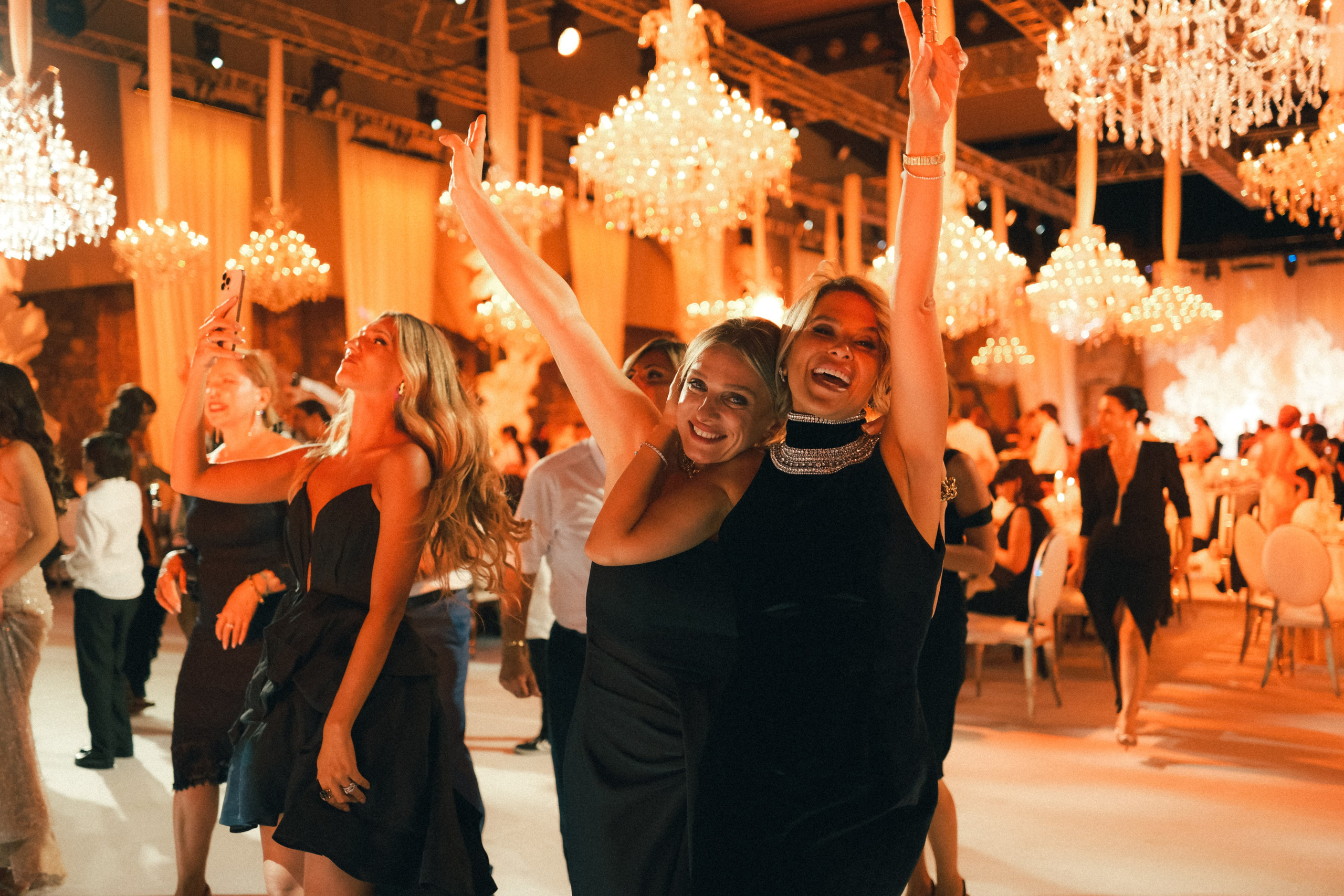 Natali & Miriani. Cinematic photographer based in Tbilisi, Georgia — Nicole