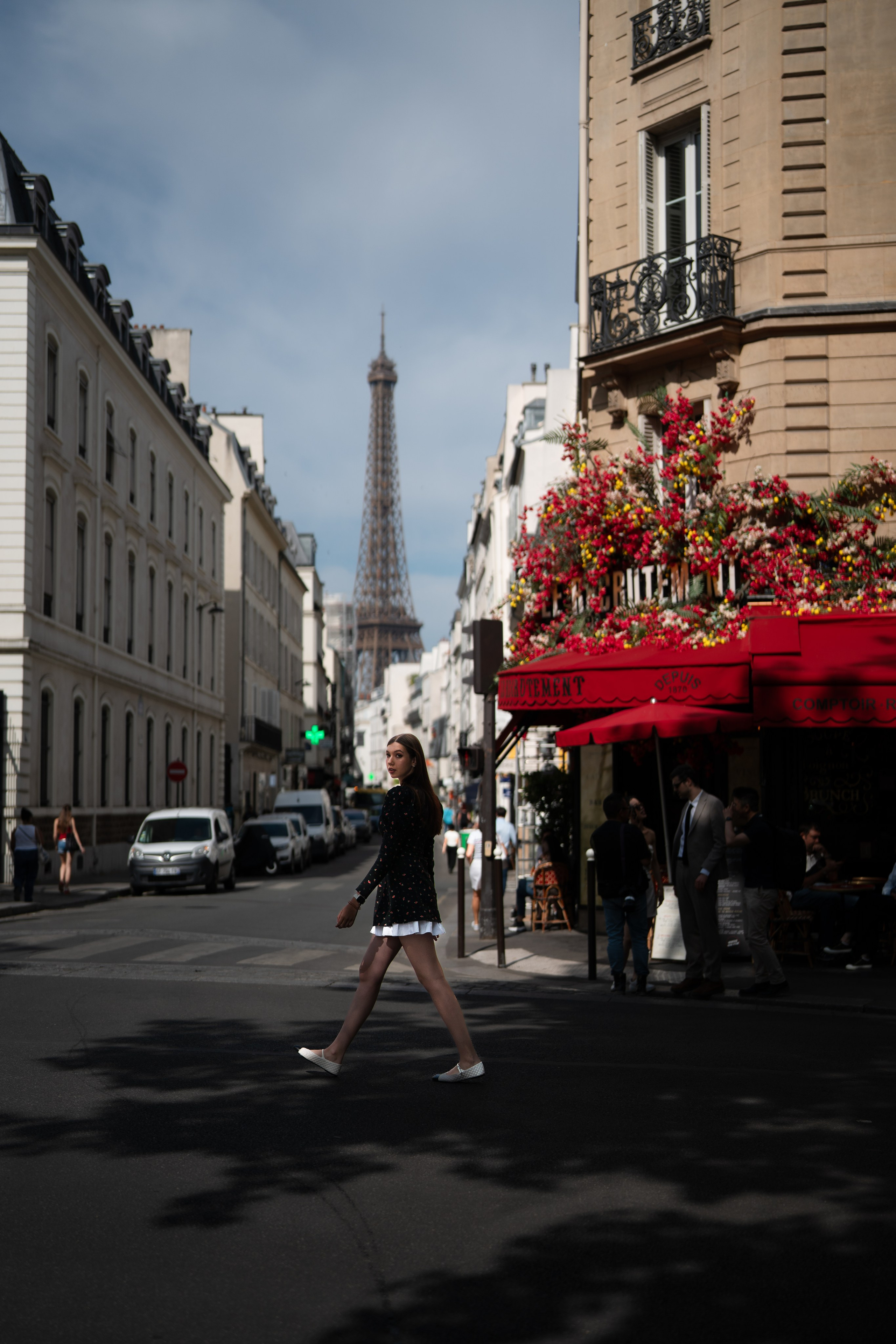 Кира, Елена и Михаил в Париже. Paris photographer — Polina Osipova