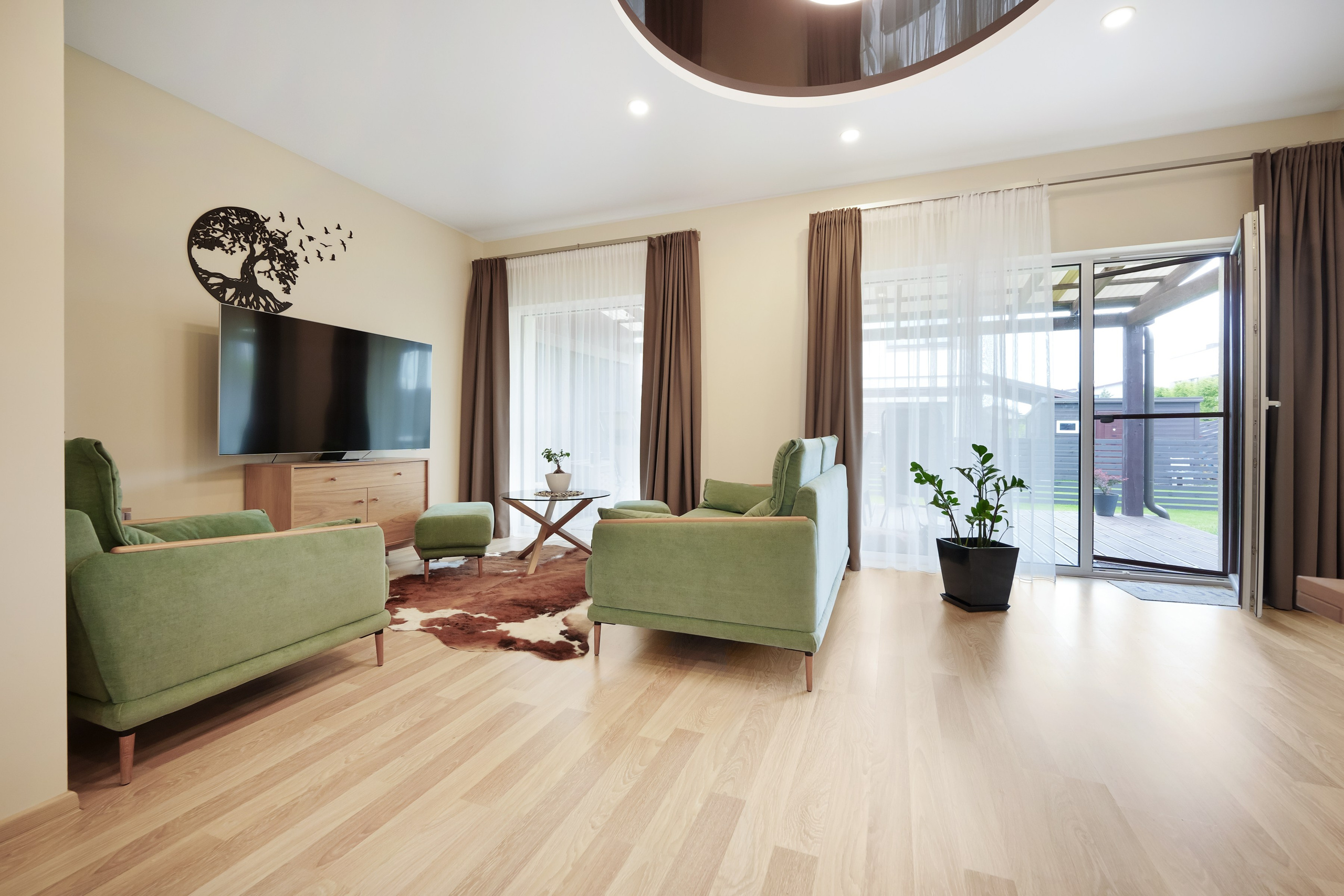 Tarandė. Elina Sapiega fotografė Vilniuje