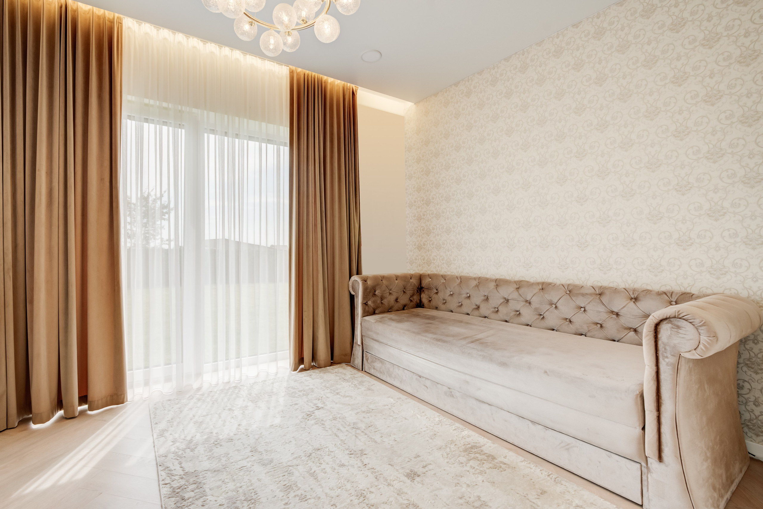 Lentvaris, gražus namas. Elina Sapiega fotografė Vilniuje