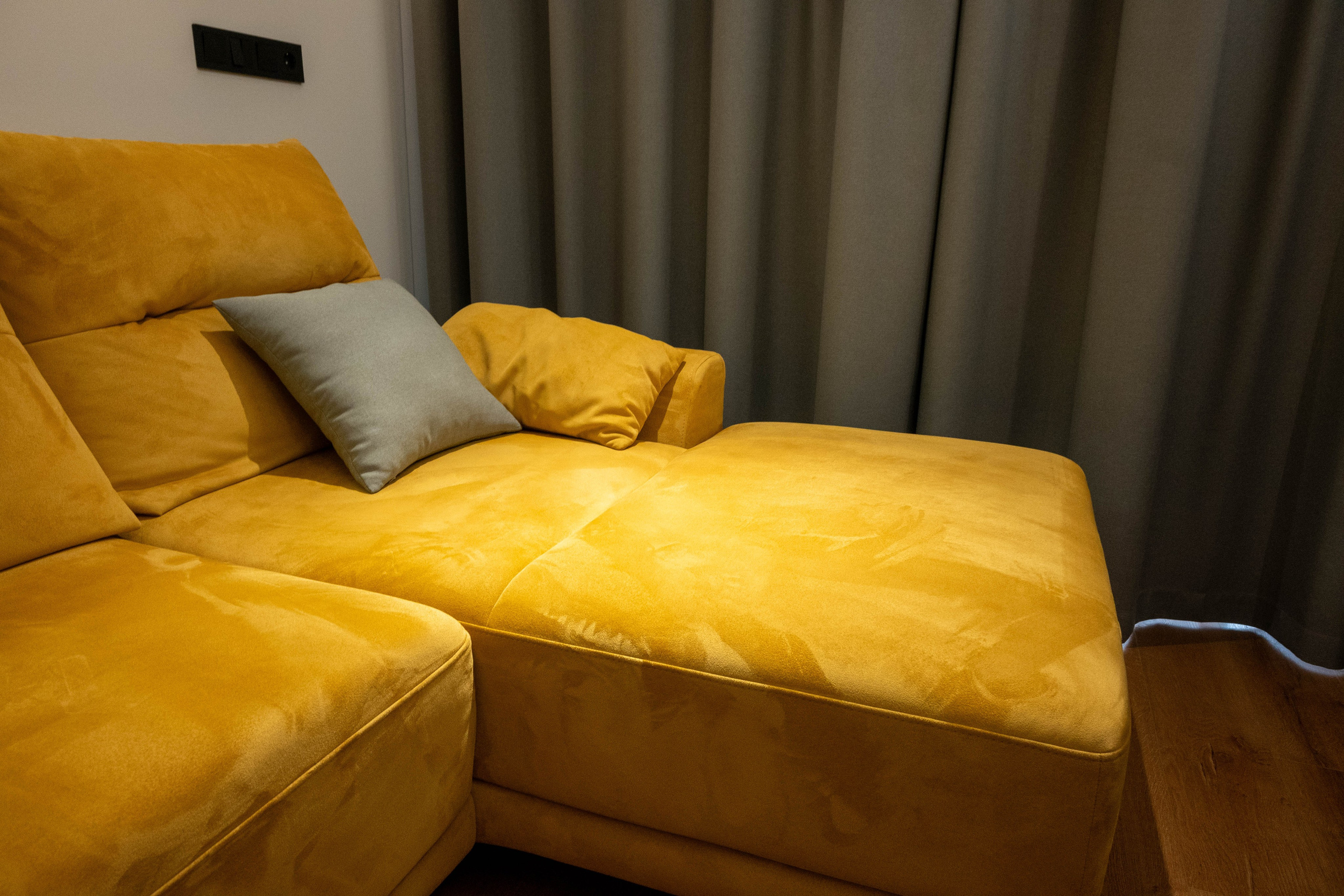 The apartment is on two levels. Fotograf Dmitrii Donets