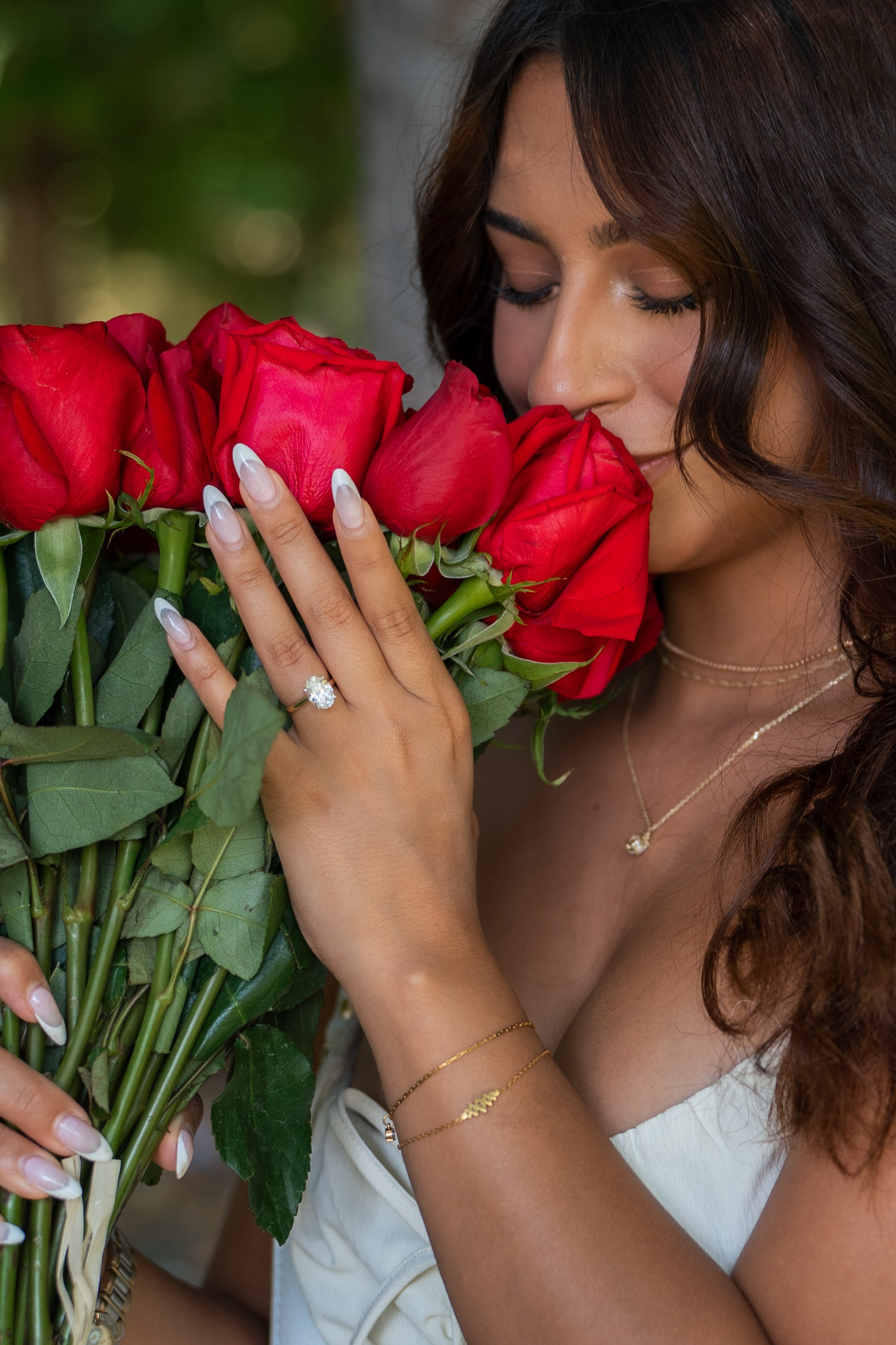 Romantic proposal in Retiro park. Photographer in Madrid, Spain. Alyona Belyaninova