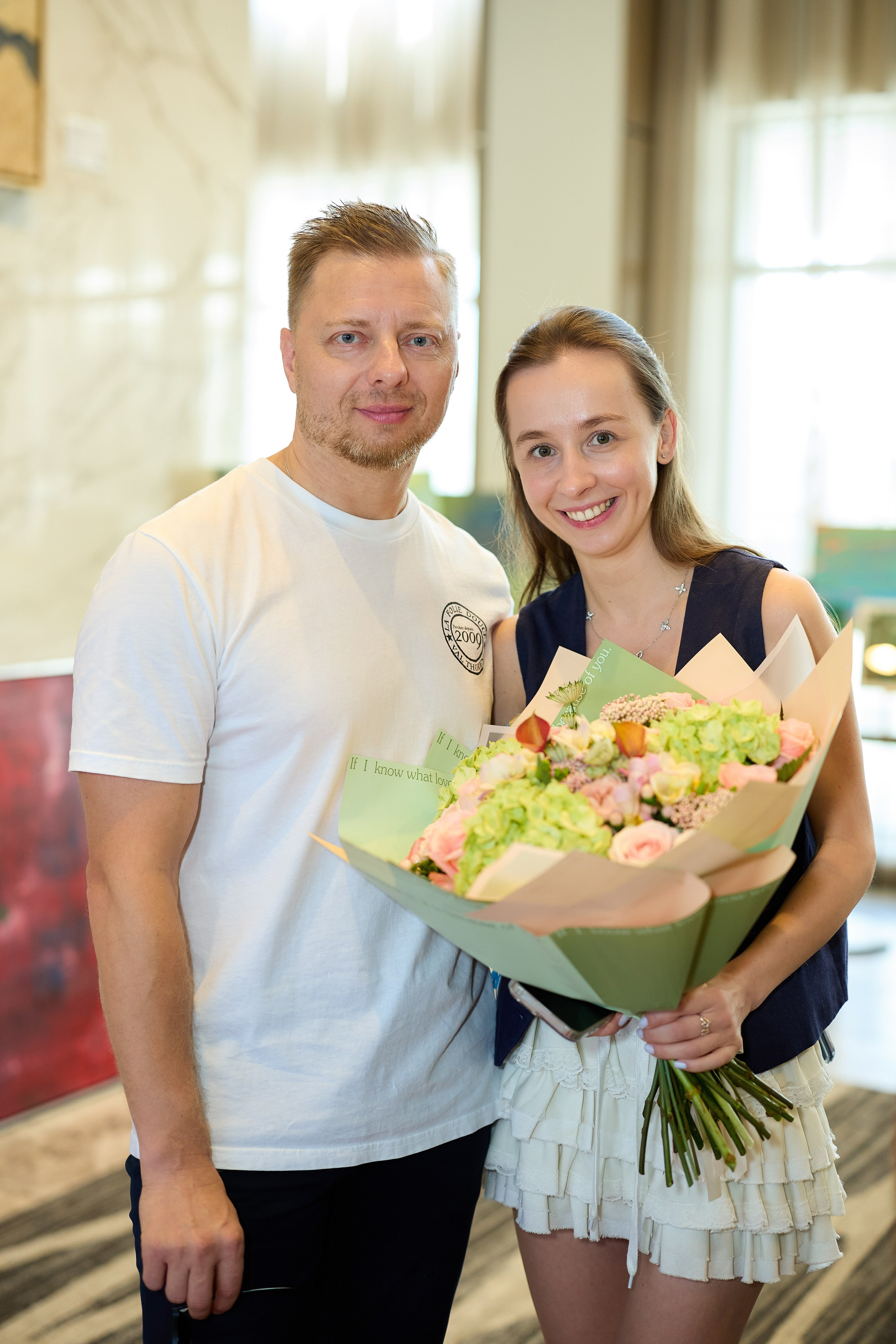 Авторская благотворительная художественная выставка Дианы Бортник. Фотограф Юлия Маковеева