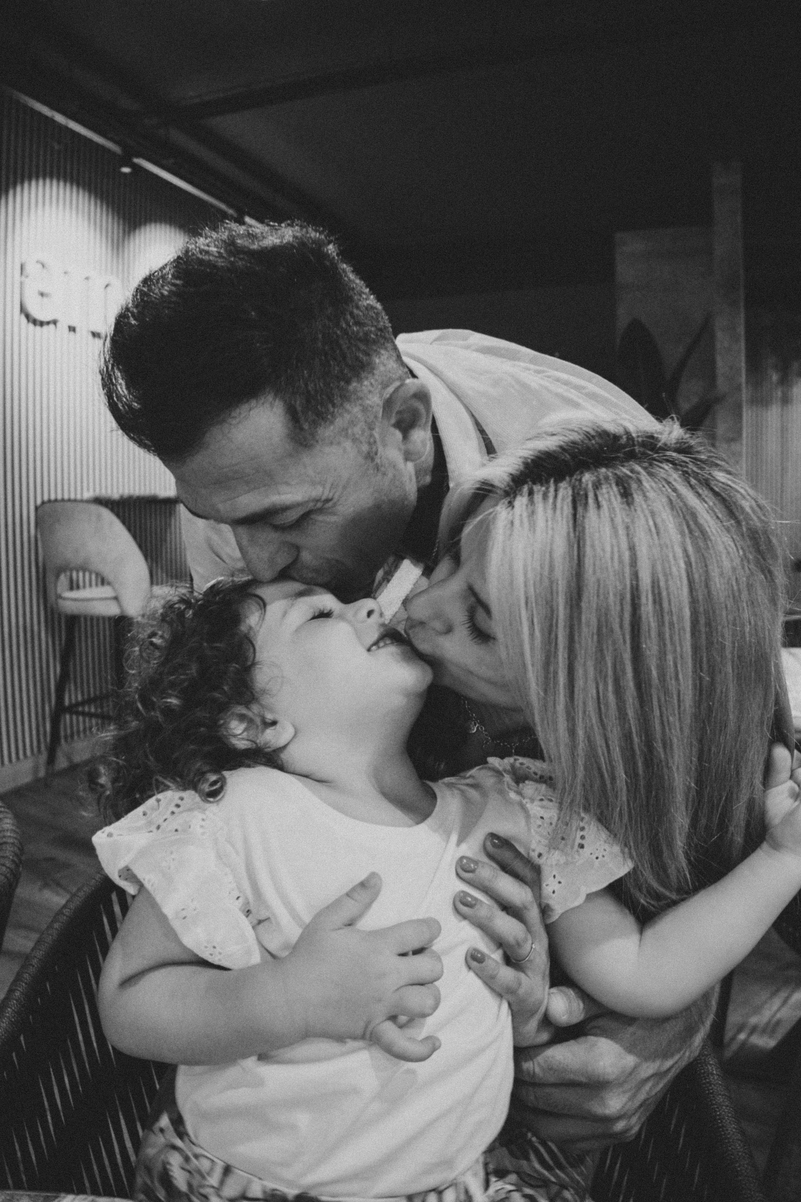 Sesión familiar en la playa. Fotografía profesional en Calafell - Elena Medvedeva