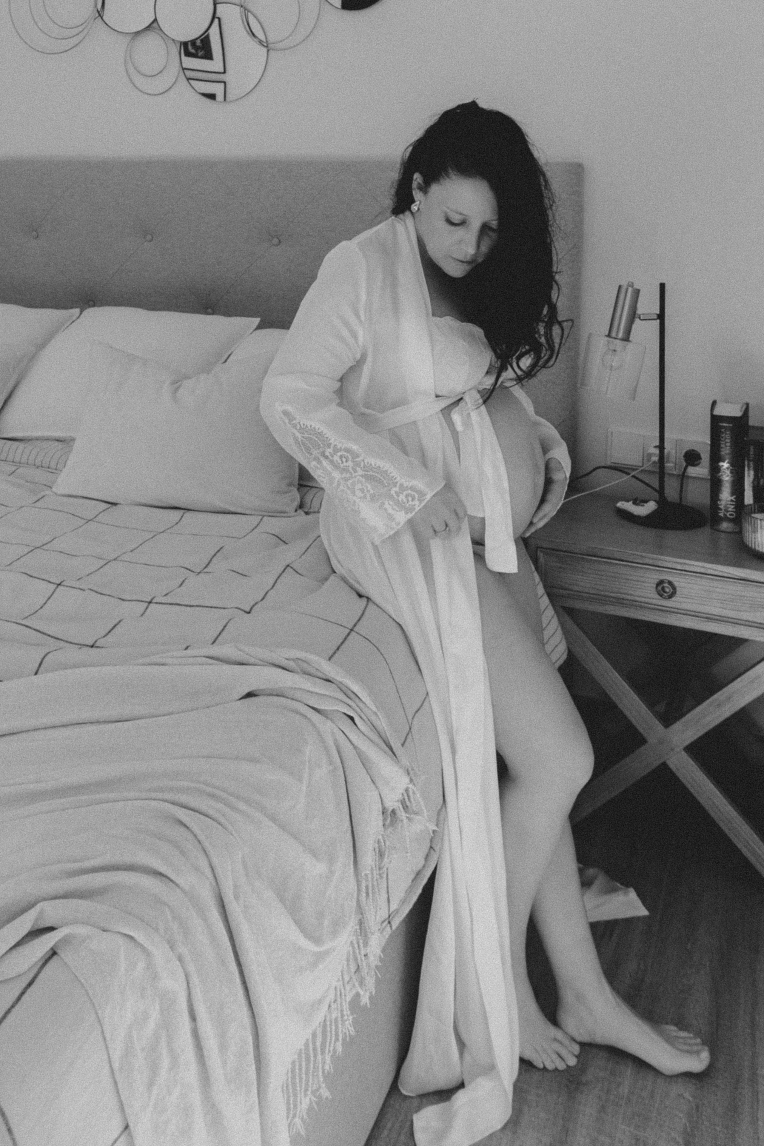 Sesión familiar embarazo. Fotografía profesional en Calafell - Elena Medvedeva