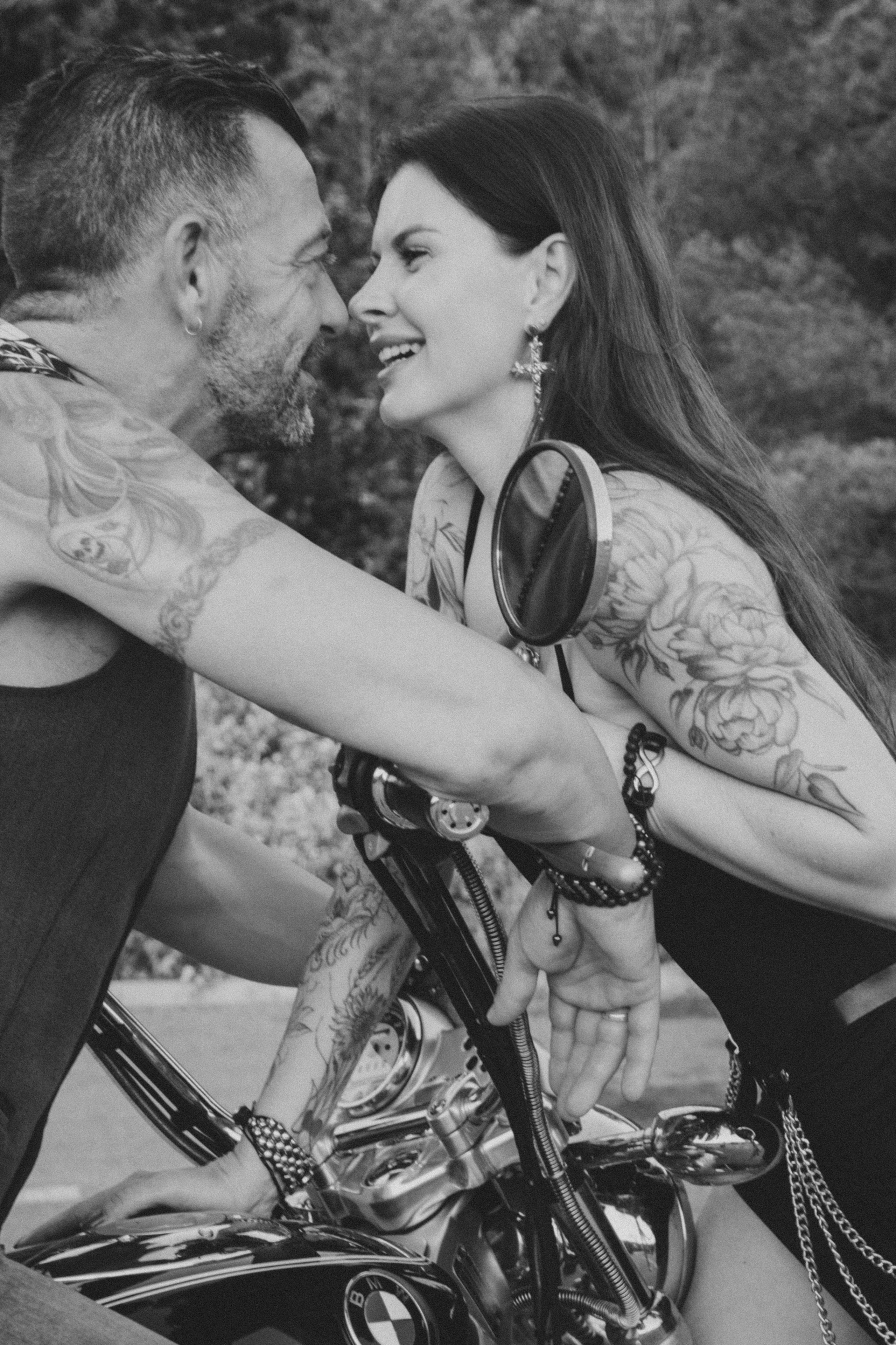 Фотосессия пары на мотоцикле. Профессиональная фотосъемка в Калафелле — Елена Медведева