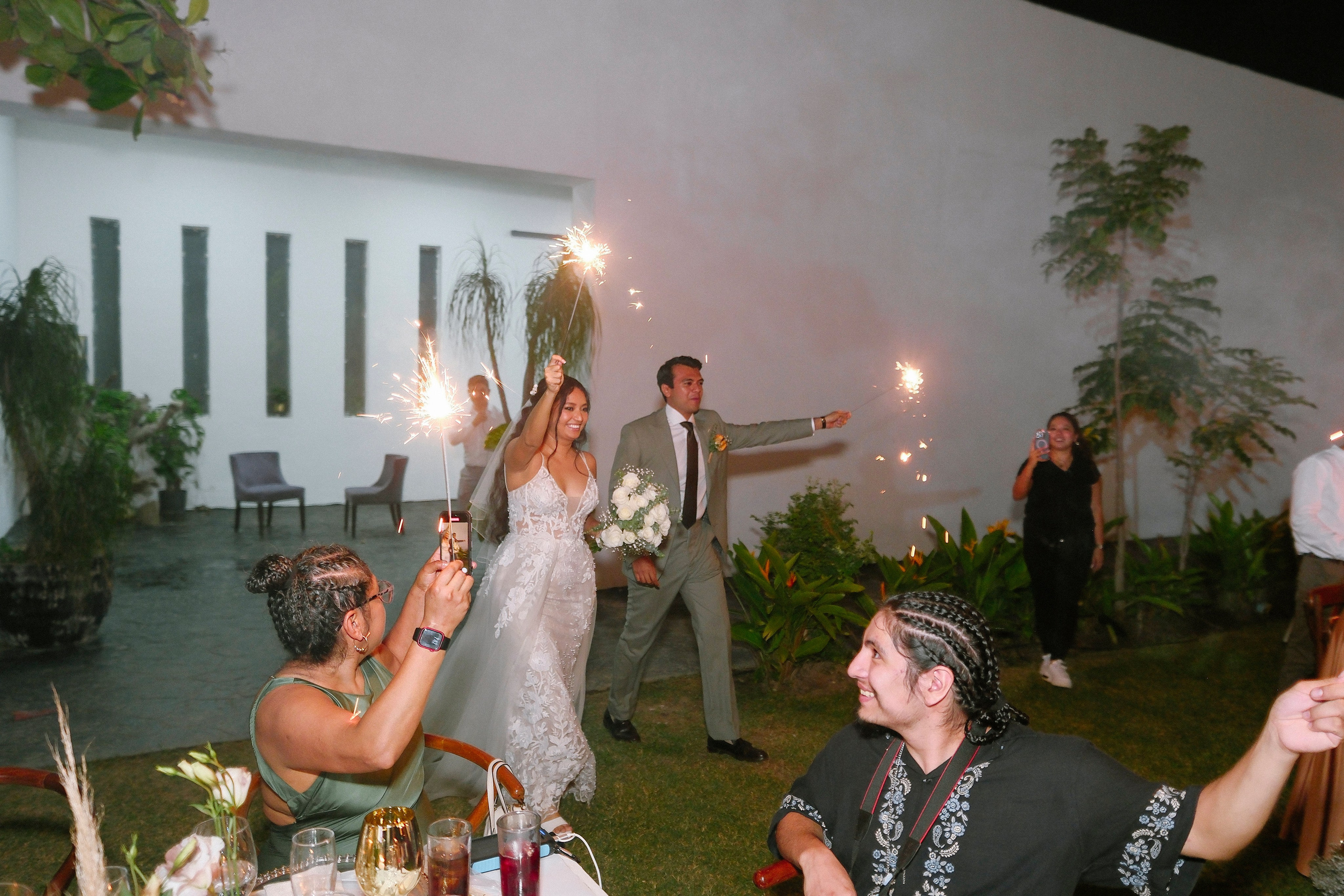 Ney & Cris / Acapulco. Wedding and family photographer in Mexico City