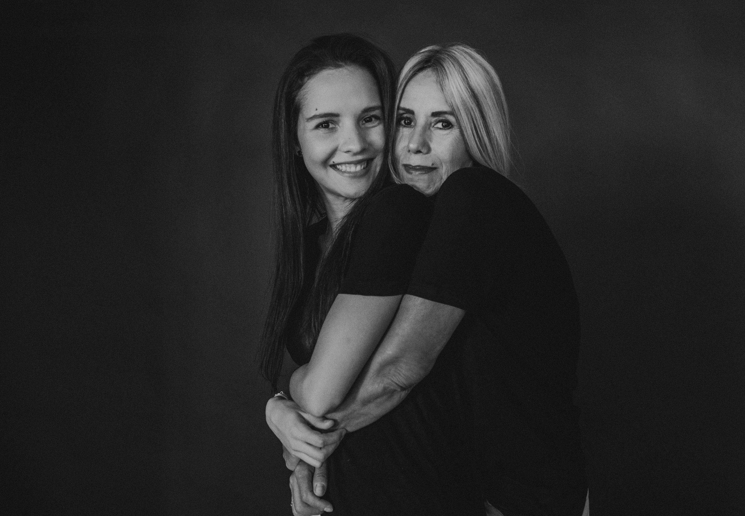 Adri & Maricris. Wedding and family photographer in Mexico City