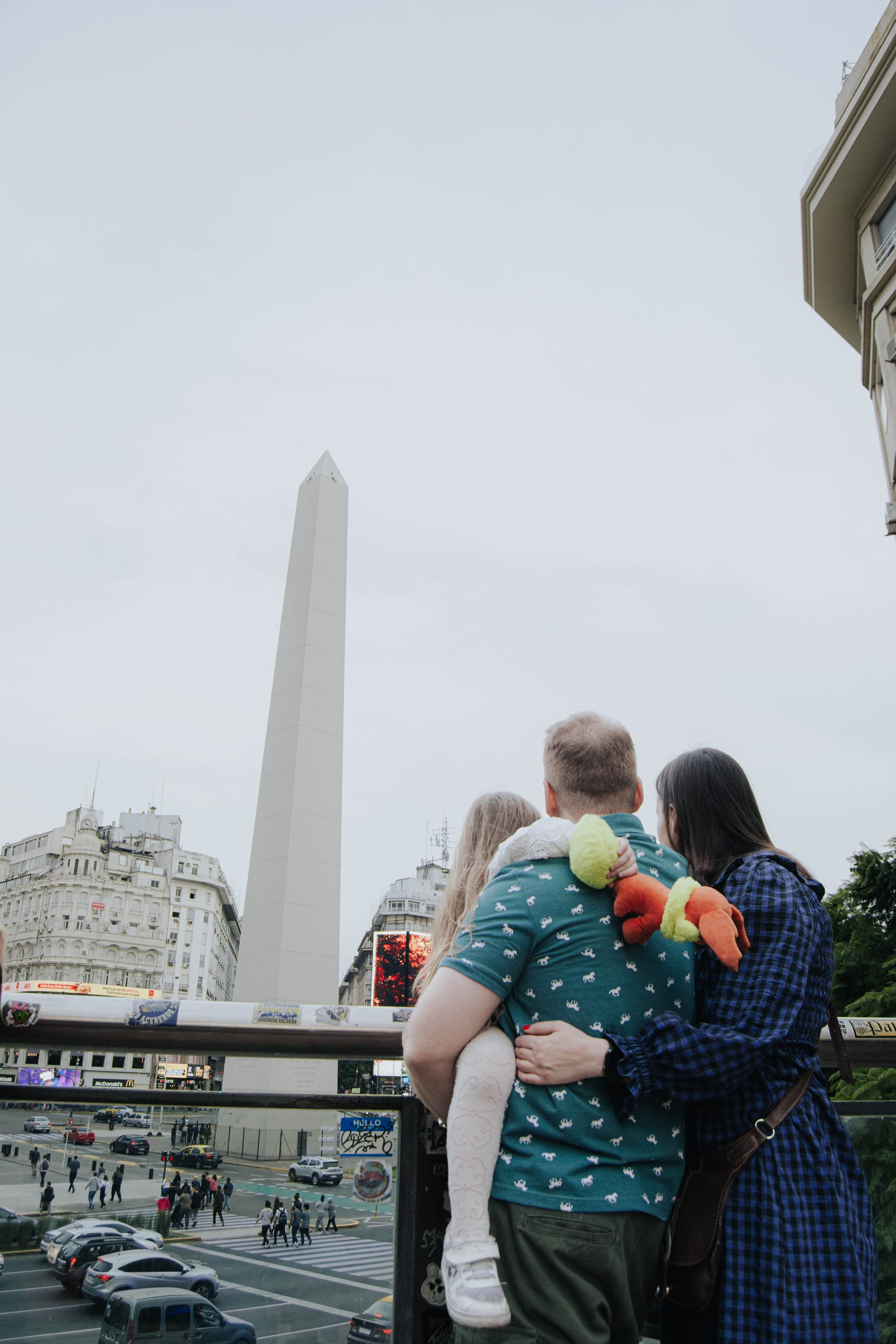 Photographer’s fam. Photographer @elmirkami in the city of Buenos Aires