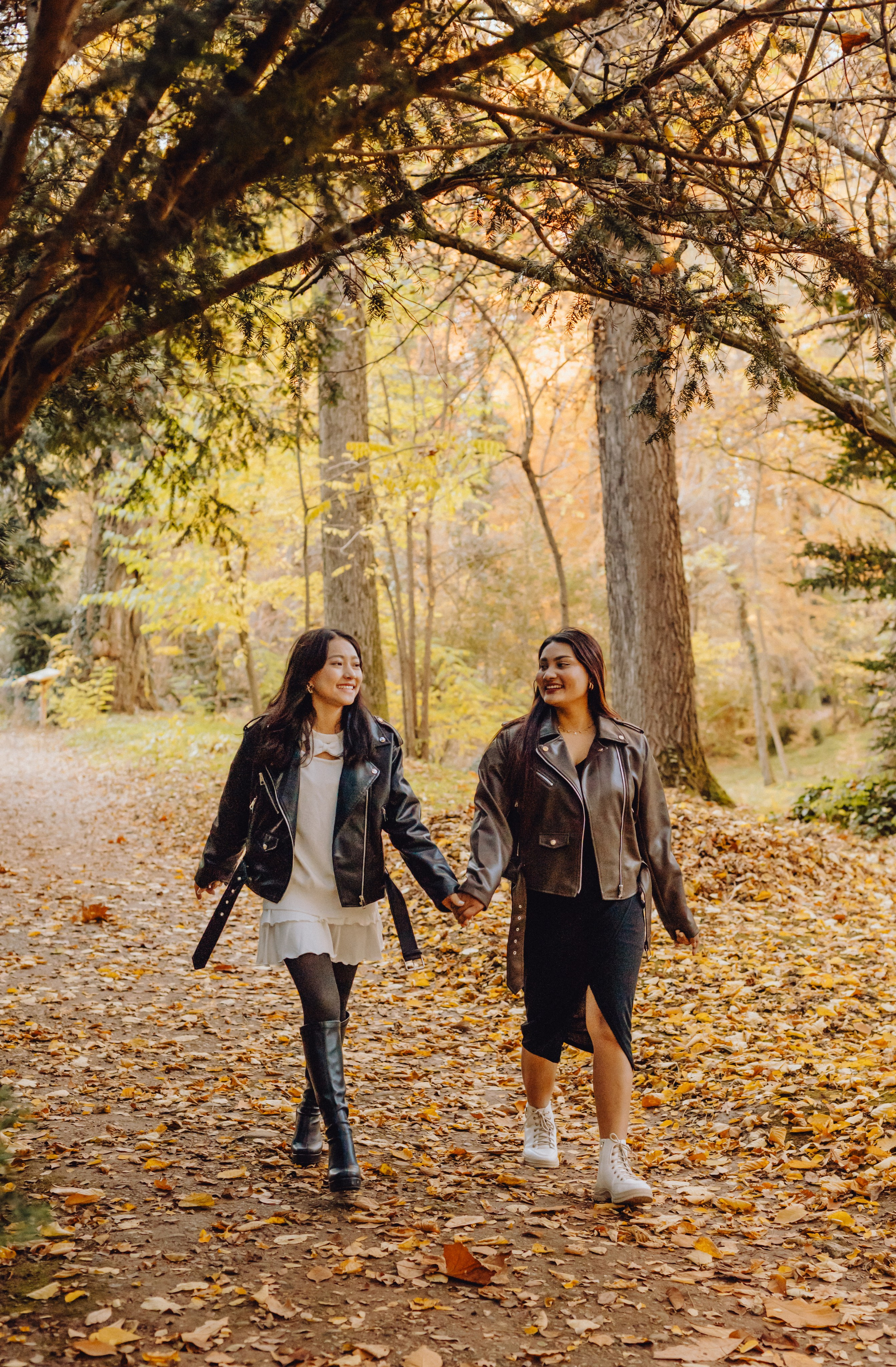 Bisma. Wedding & couple photographer from Romania Rut Vetan