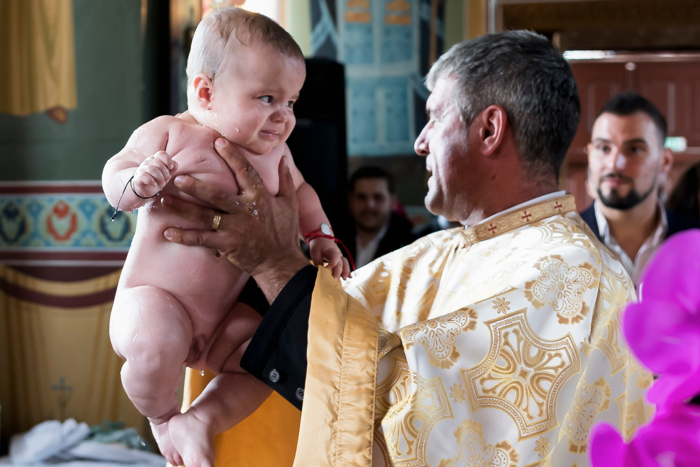 Fotografii Nunta + Botez Ciresul Salbatic. MDimaFotoStudio. Fotograf de nuntă, evenimente private și de familie