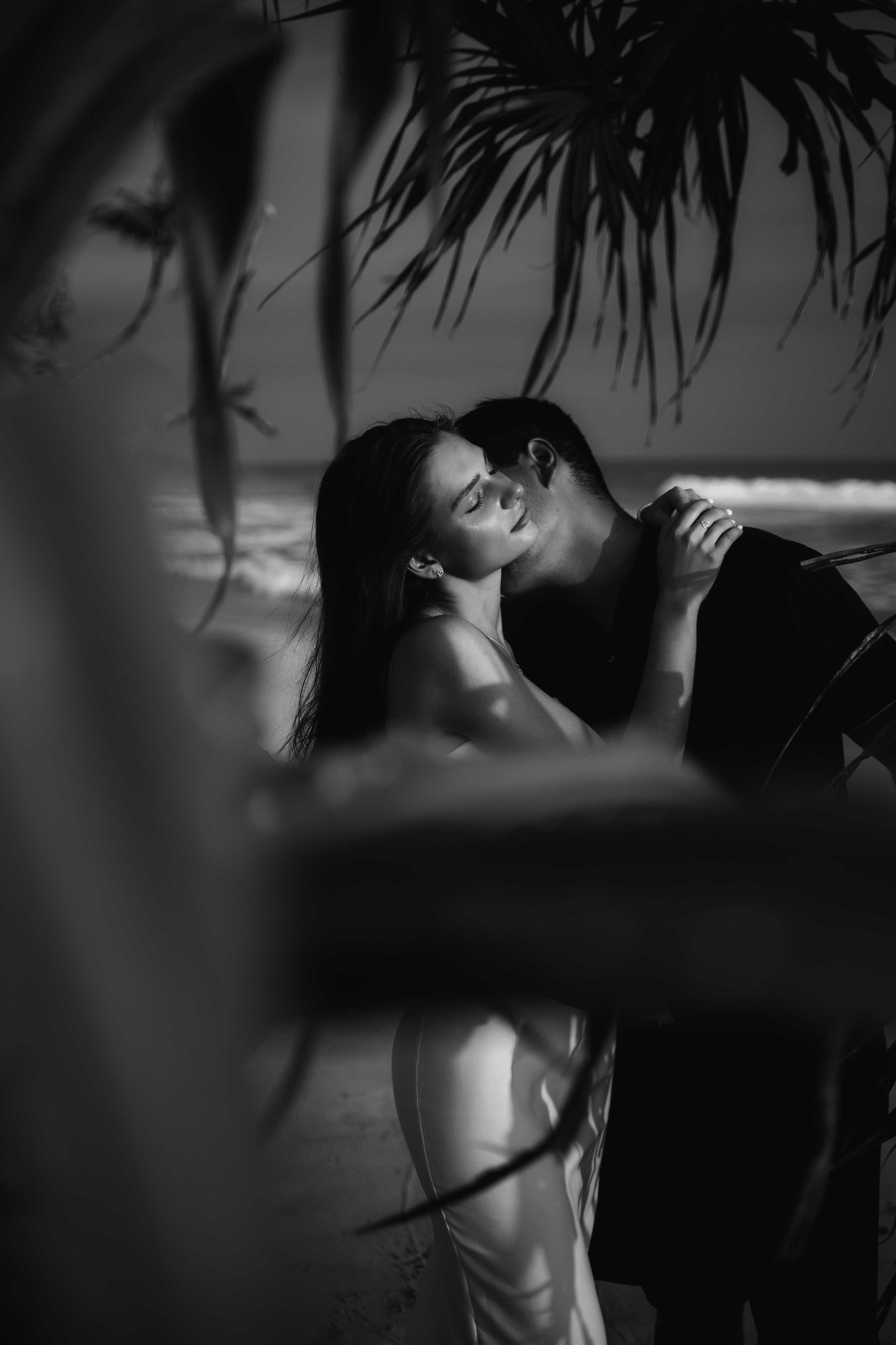 Couple | BW. Photographer Sri Lanka