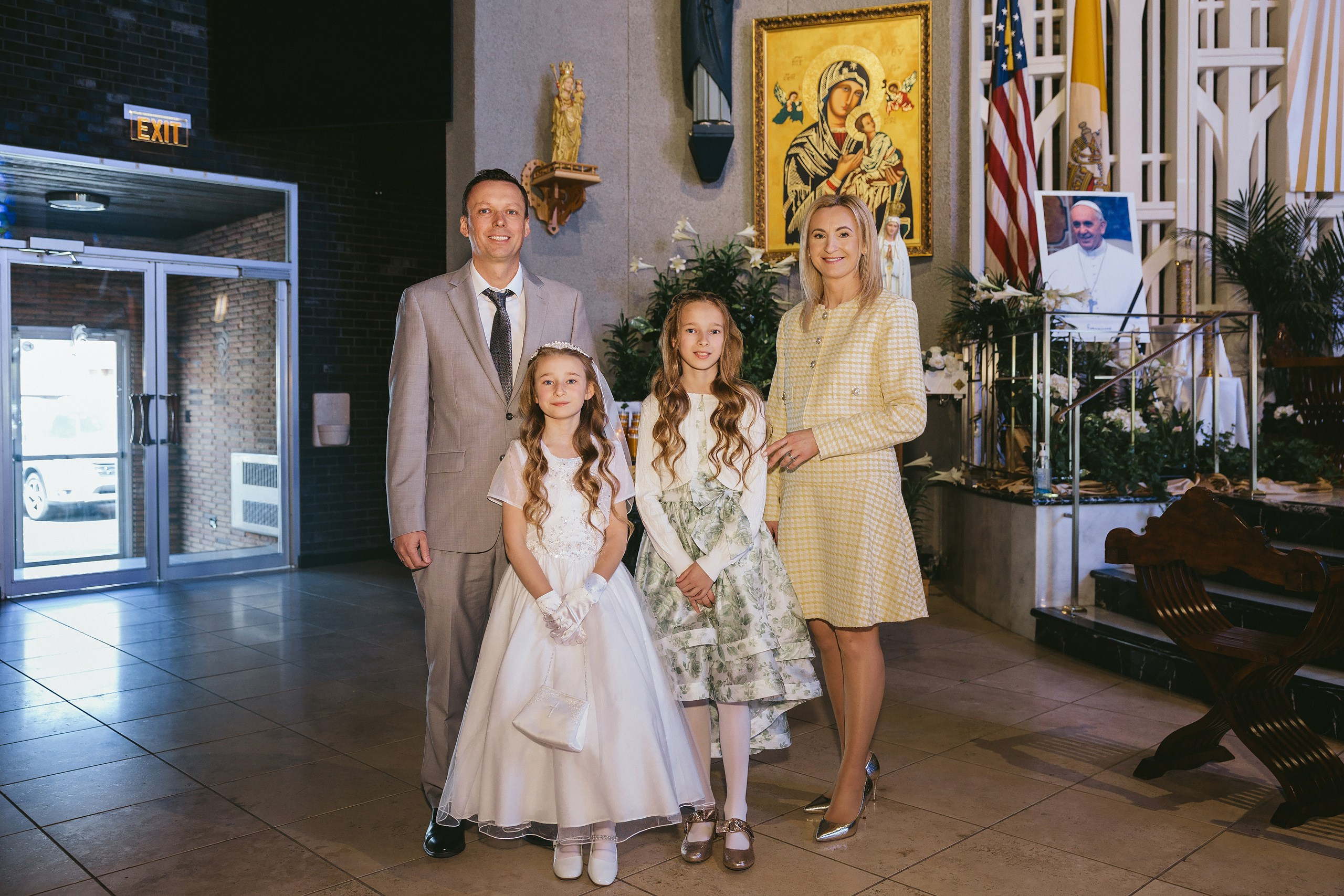 First Communion 05.03.2025. Wedding family event photographer in Chicago Nick Yushevich