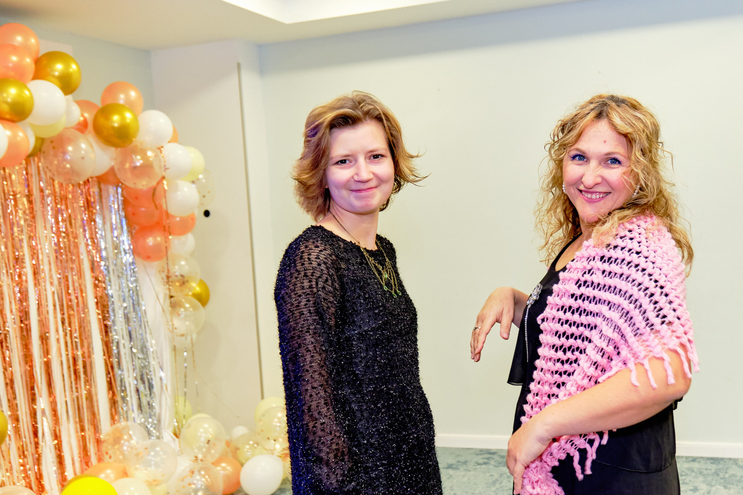 Фоторепортаж з благодійного Новорічного балу у Чорногорії. Портретний фотограф Альона Новгородцева