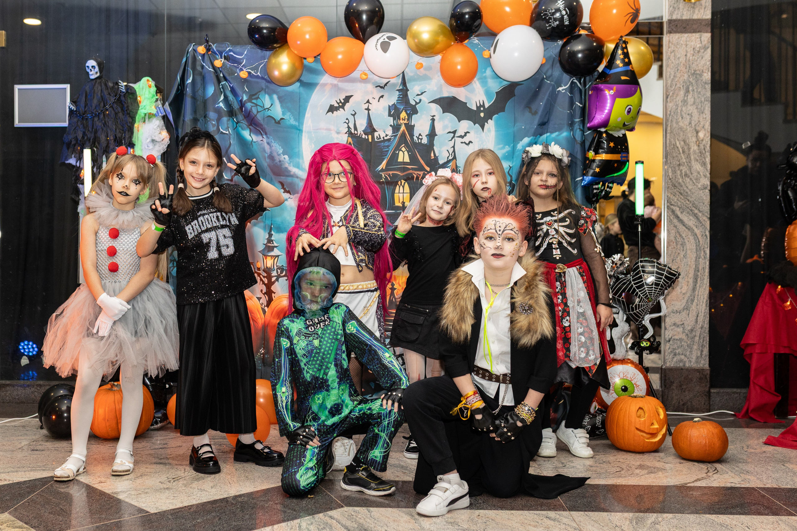 Leo dance studio Helloween 2025. Семейный и детский фотограф в Варшаве Мила Бобровская