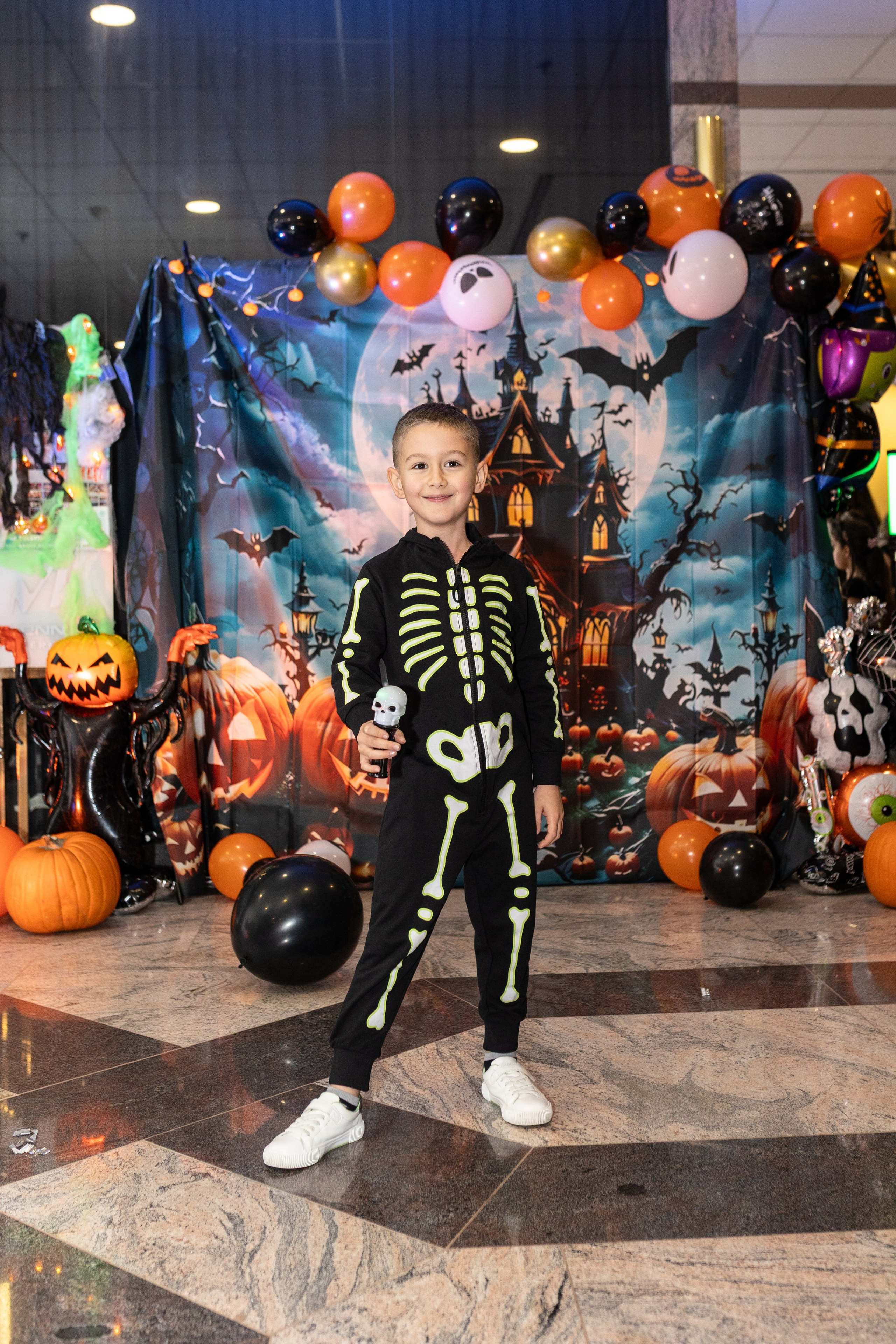 Leo dance studio Helloween 2025. Семейный и детский фотограф в Варшаве Мила Бобровская