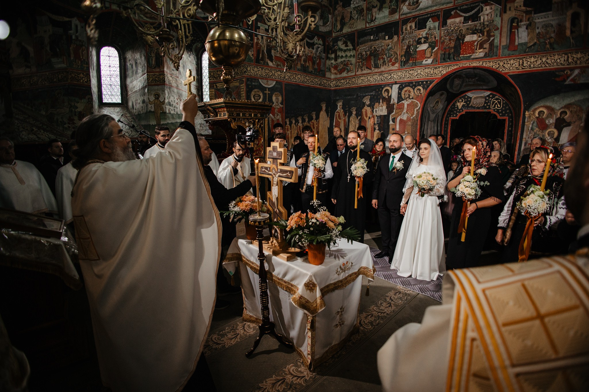 Nunta de Poveste la Sucevița: Cristi și Andreea. Servicii foto-video profesionale, pentru momente de neuitat