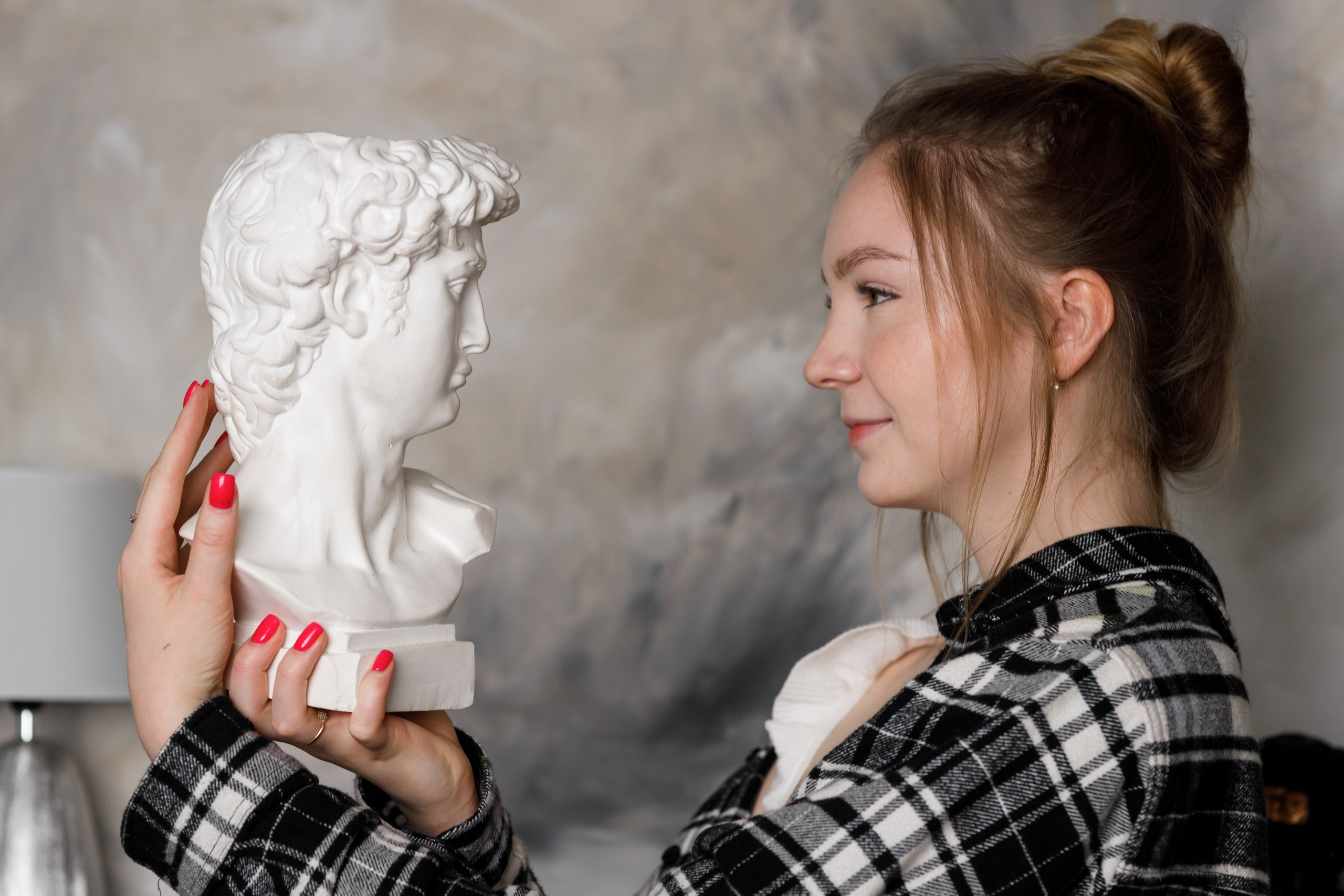 Алеся-фотосессия для художника. Фотограф Анна Кучерявая | Свадьбы и мероприятия в Дубае