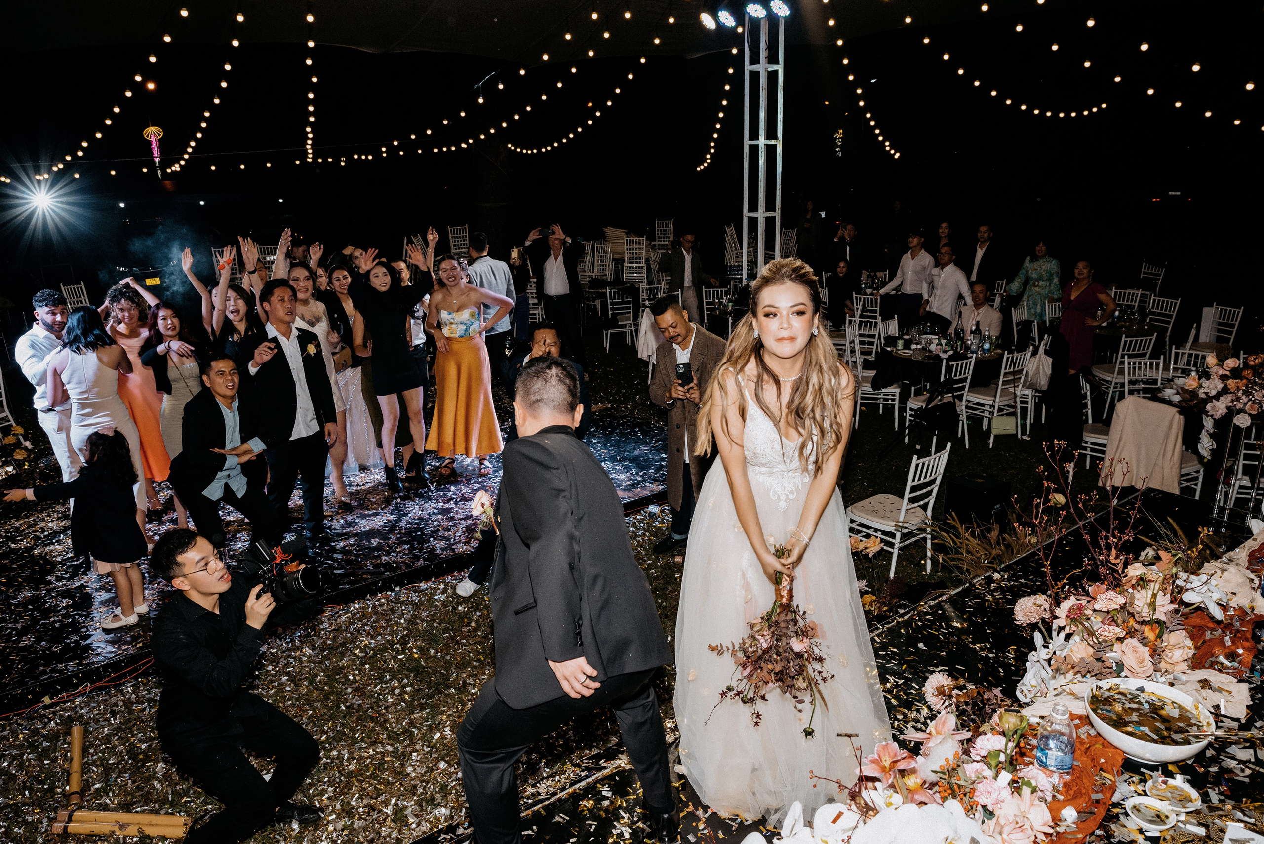 JESSE & MIMI / Destination wedding. Nhiếp ảnh gia đám cưới hàng đầu tại Thành Phố Hồ Chí Minh