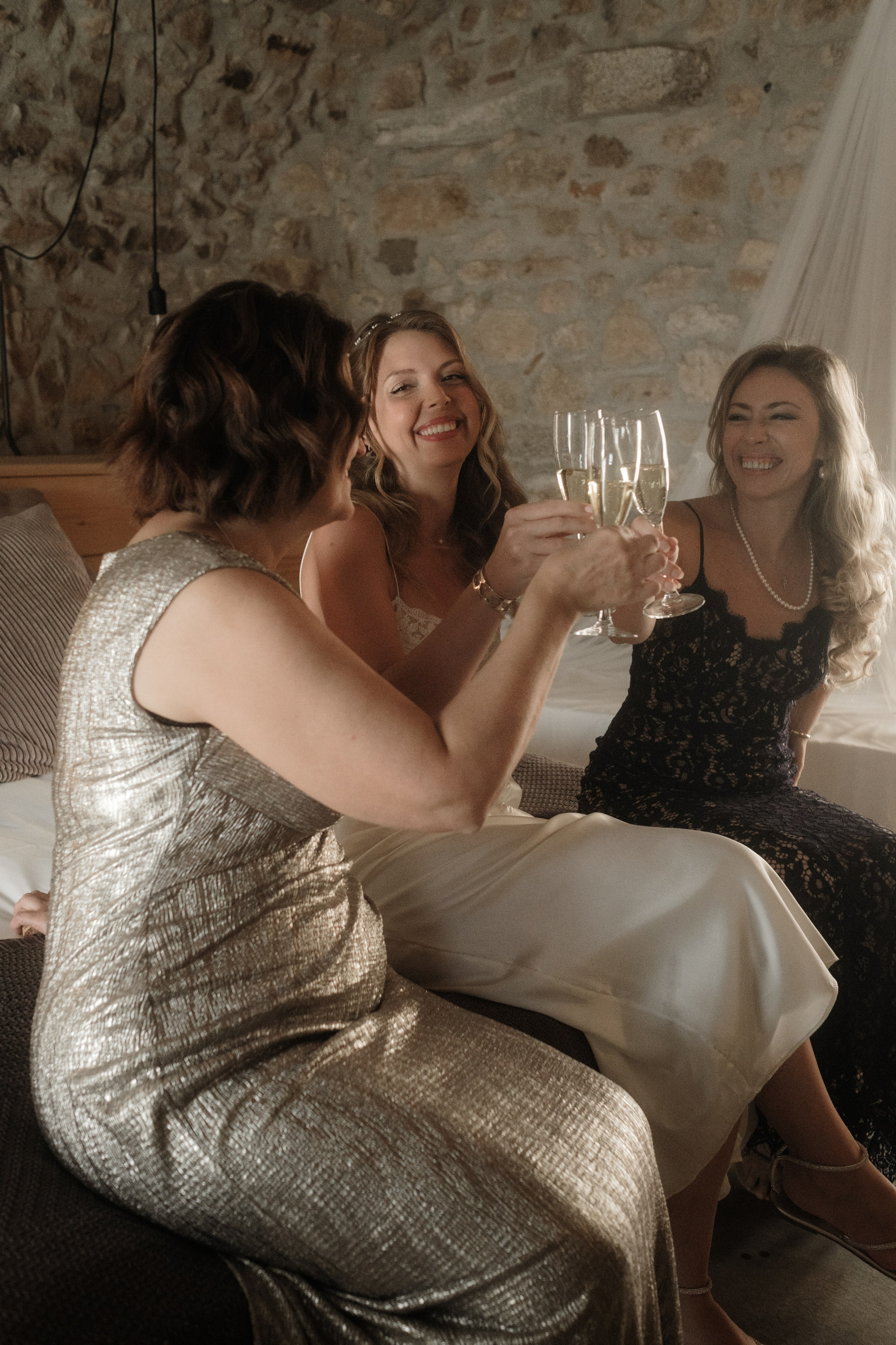 Svetlana & Alman. Monestir Sant Salvi. Paola fotógrafo / videografo de bodas en Barcelona