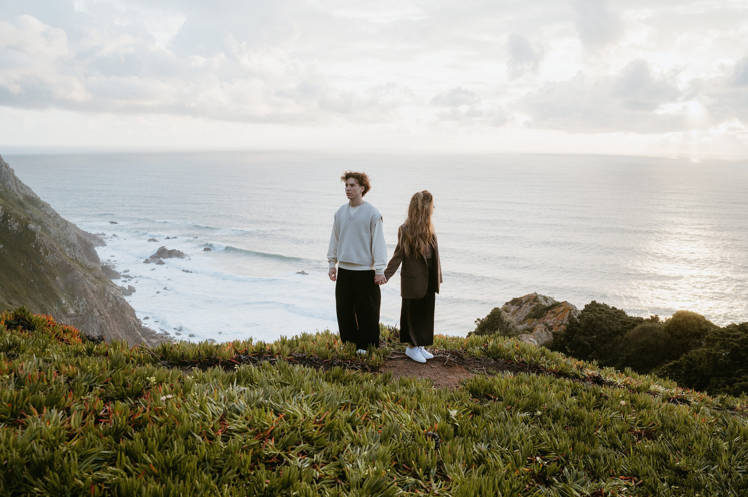 Praia da Ursa – ședință foto de cuplu într-un loc magic din Portugalia. Valentin Melen — wedding photographer