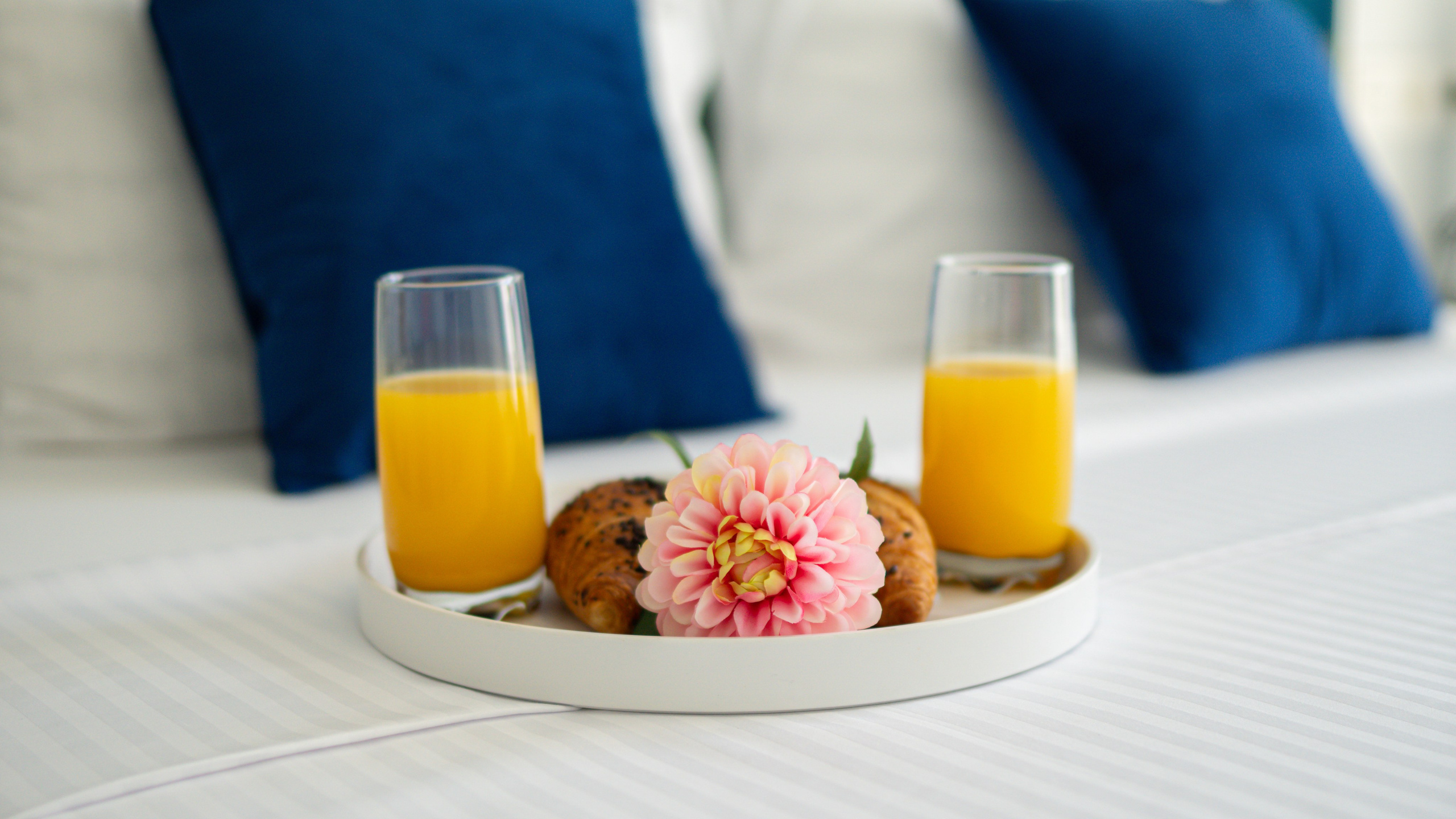 PLATINUM. Baby Beast