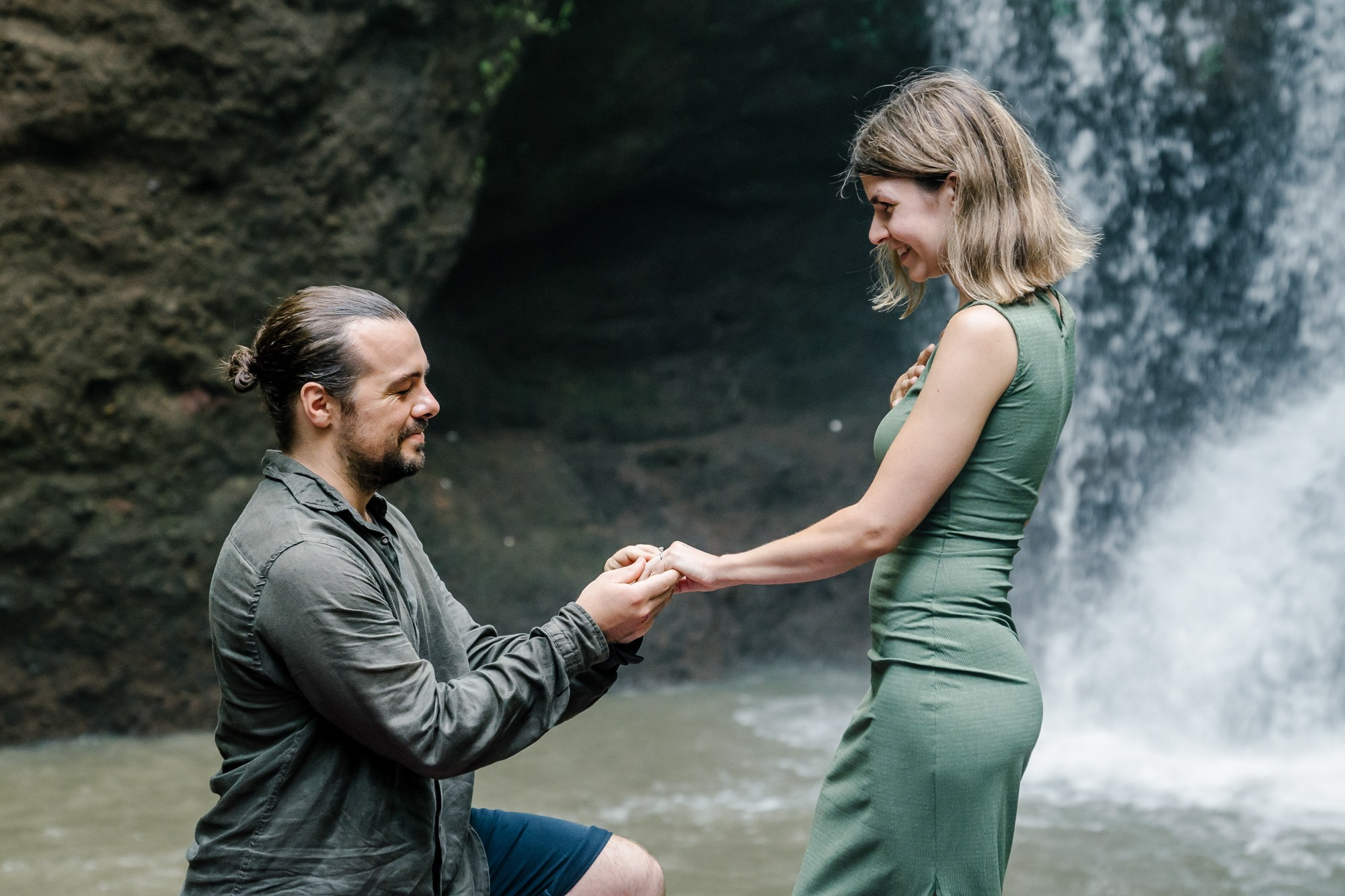 Marriage Proposal in Bali. Female Photographer in Bali