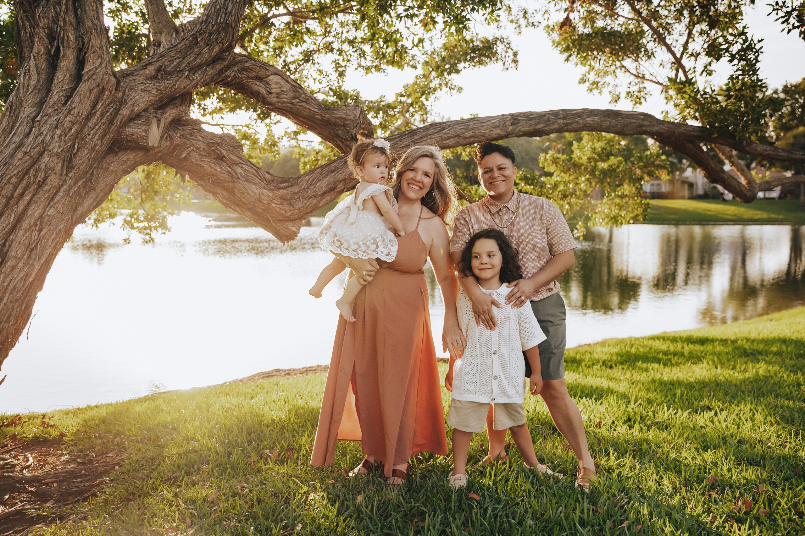 Birthday + props. Photographer in Miami, Family photographer, Event, Wedding