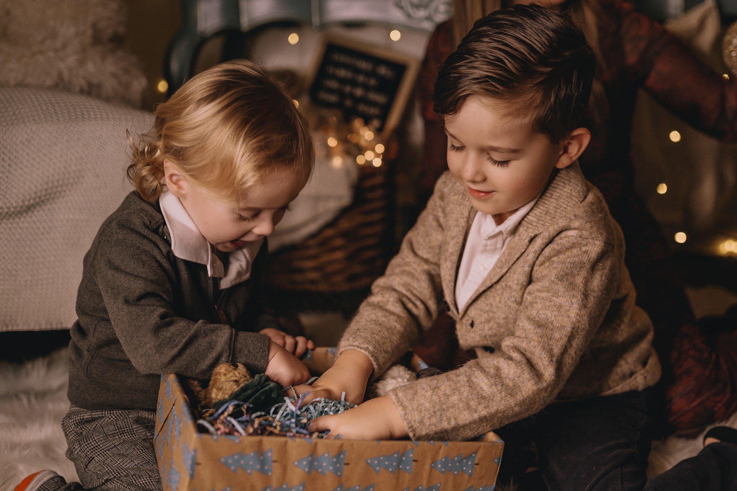 11.16.2025 Christmas Photoshoot. Wedding family event photographer in Chicago Nick Yushevich