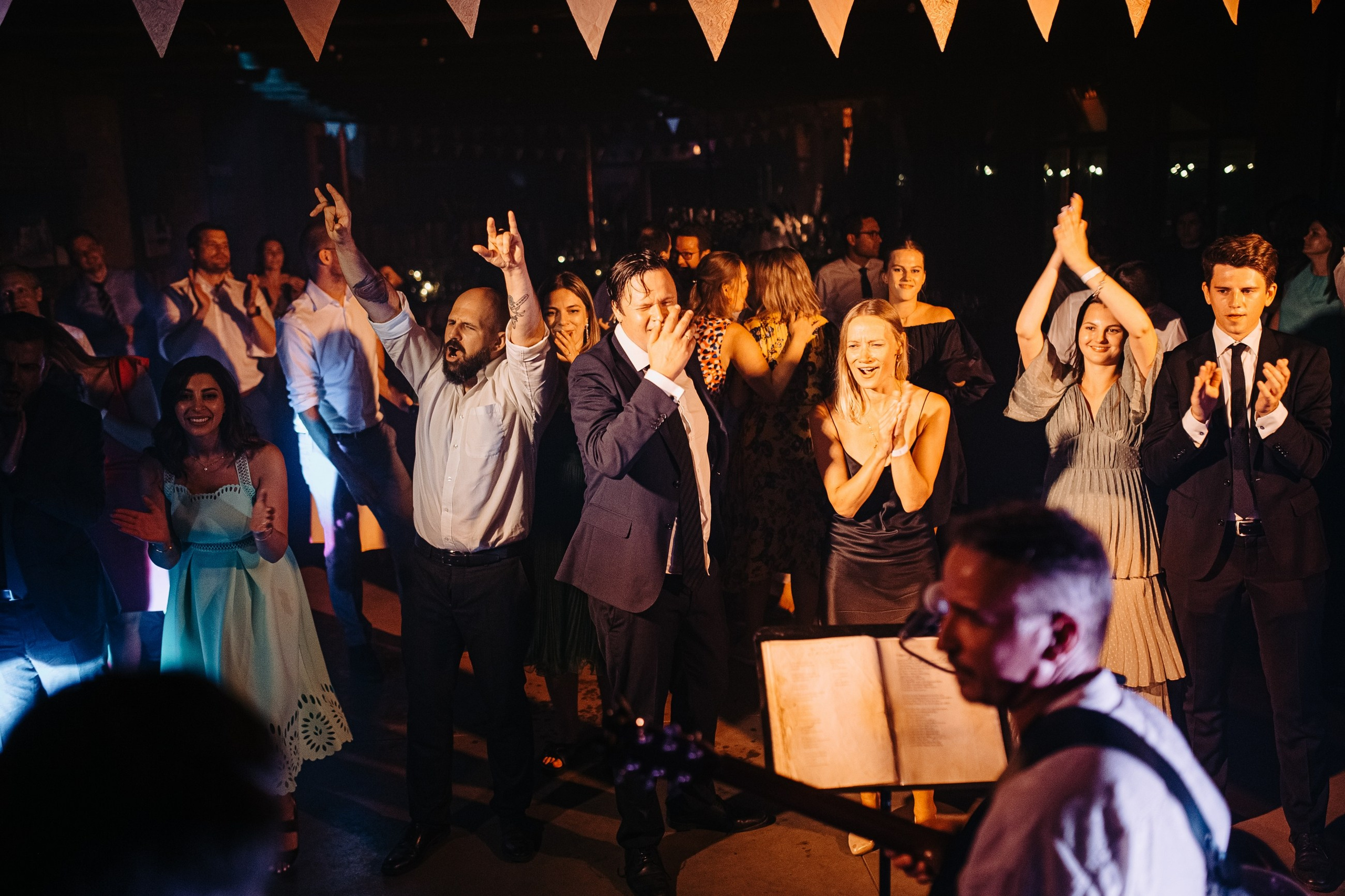 DIEVS SIRDĪ UN VĒJŠ MATOS