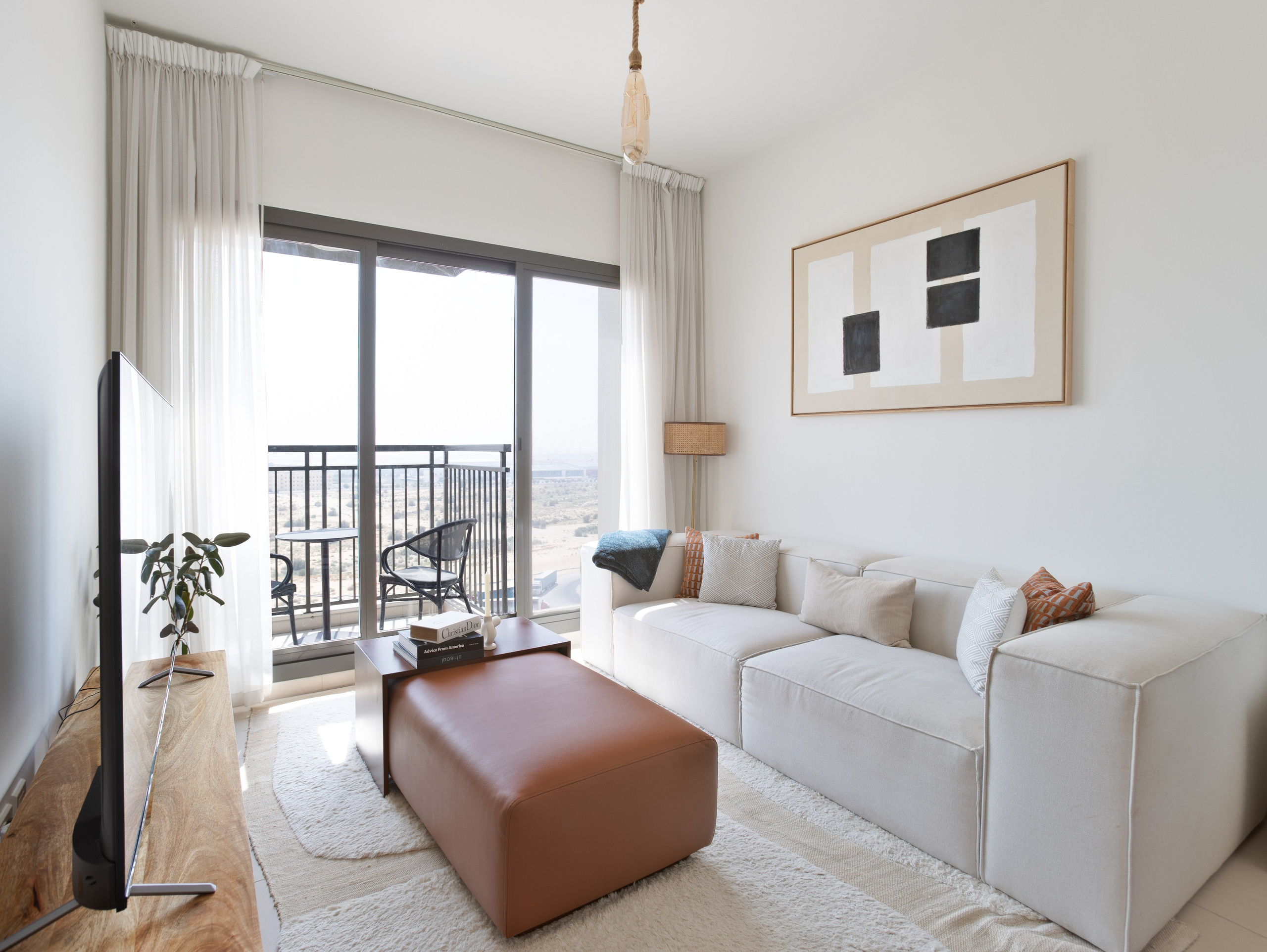 UNA Apartments. Samy Mar Boy │Portrait, Automotive and Real Estate Photographer