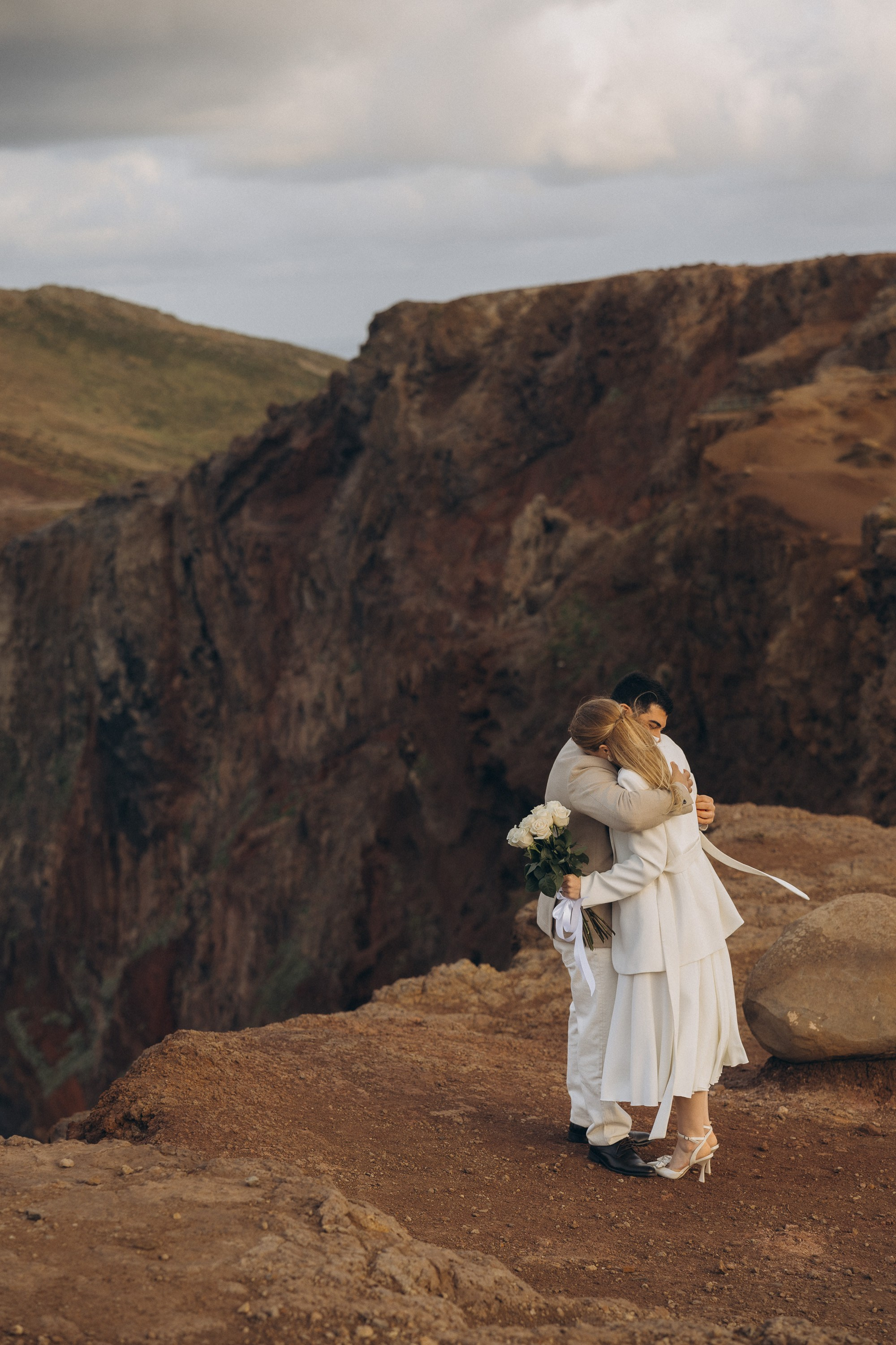 Proposal engagement photoshoot at São Lorenço