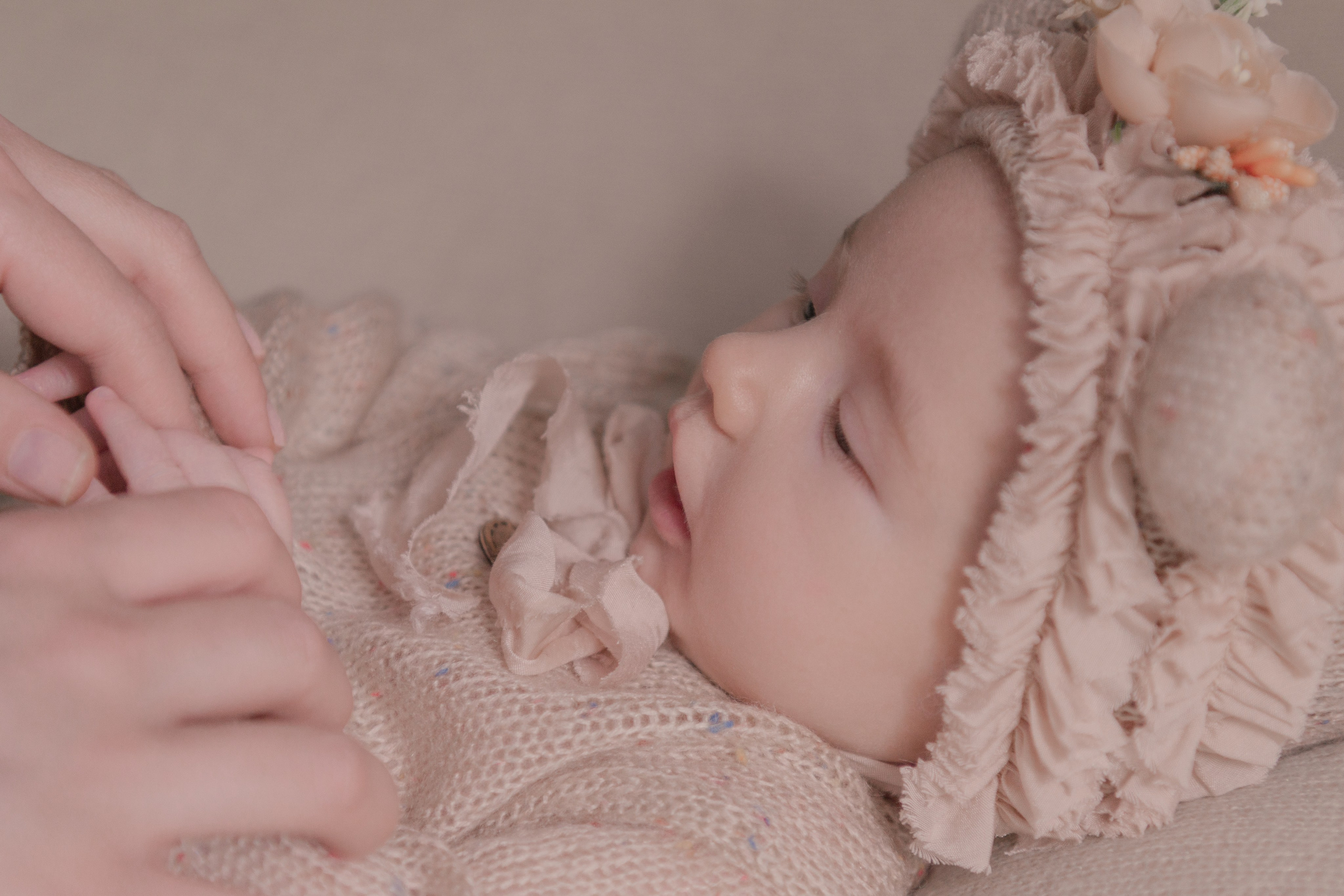 Emmi 3 Months. Maternity Newborn and Family photographer Hamburg Claire Hambley