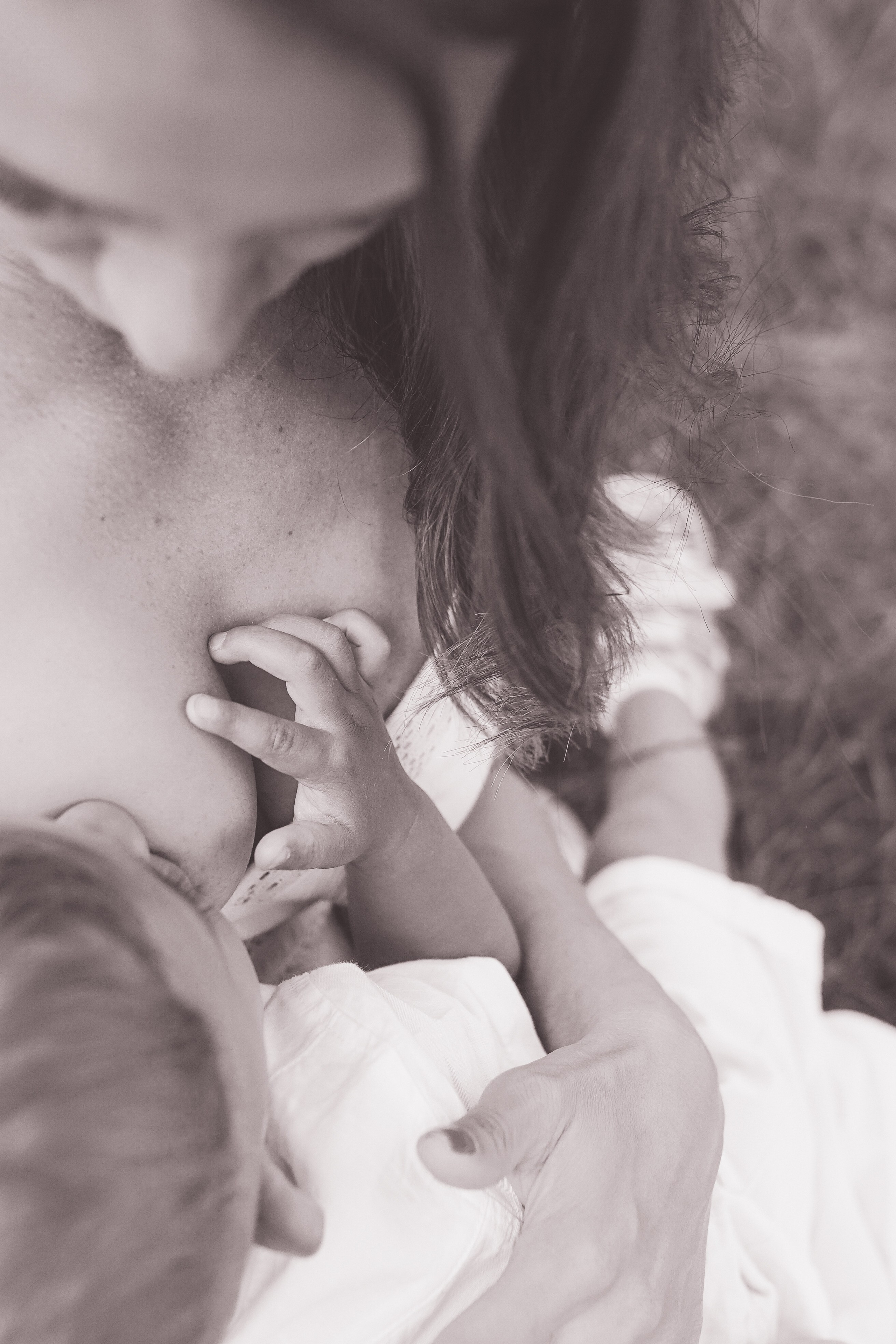 Mother Earth: Proiect de Fotografie Maternitate | Mădălina Beda. Madalina Beda- Artist vizual, fotograf, doula la nastere, consultant babywearing Brasov si in toata tara