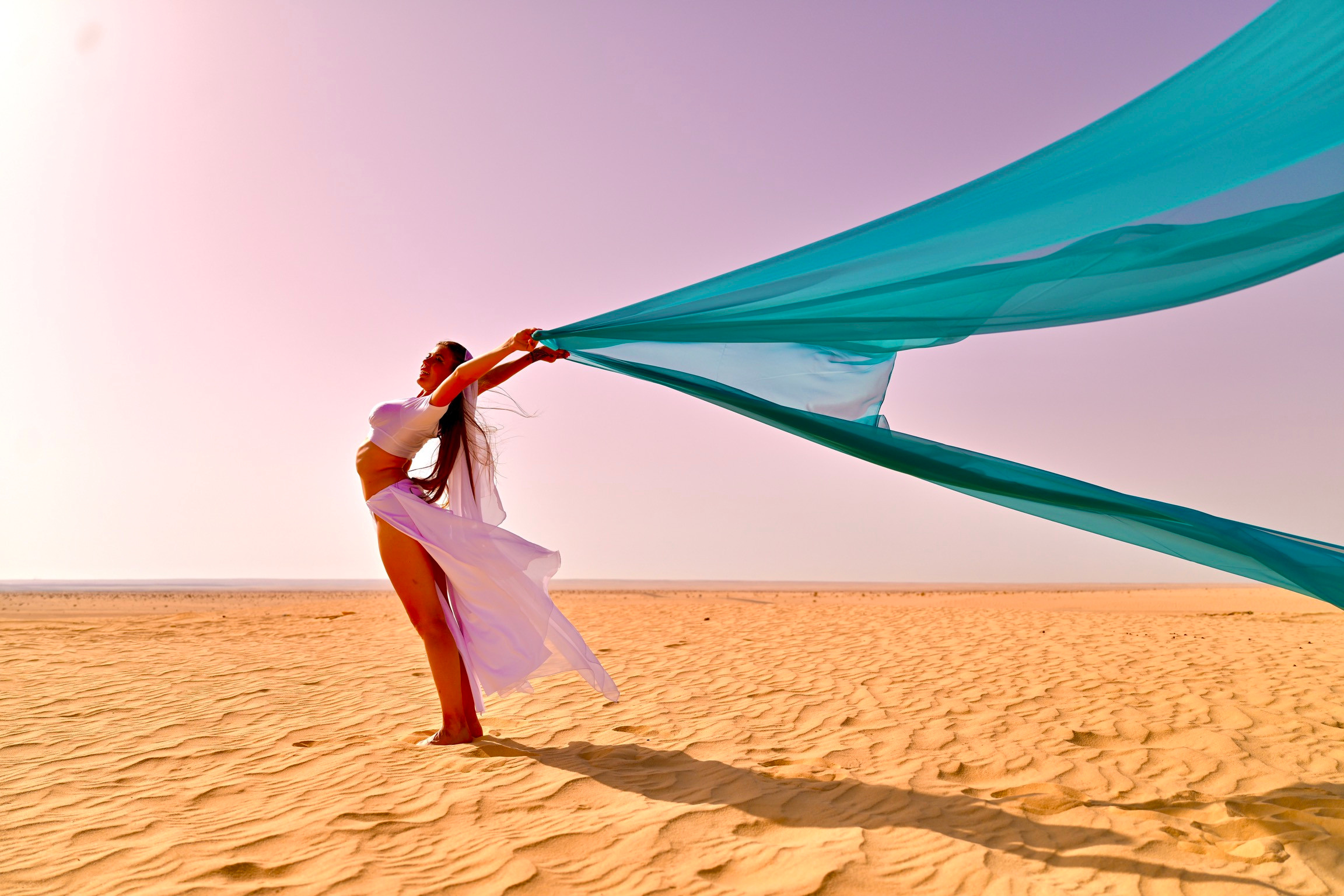 Séance photo au Sahara. Tunisie. Милок и Кирок это позитивные и реальные персоны из Люксембурга, много