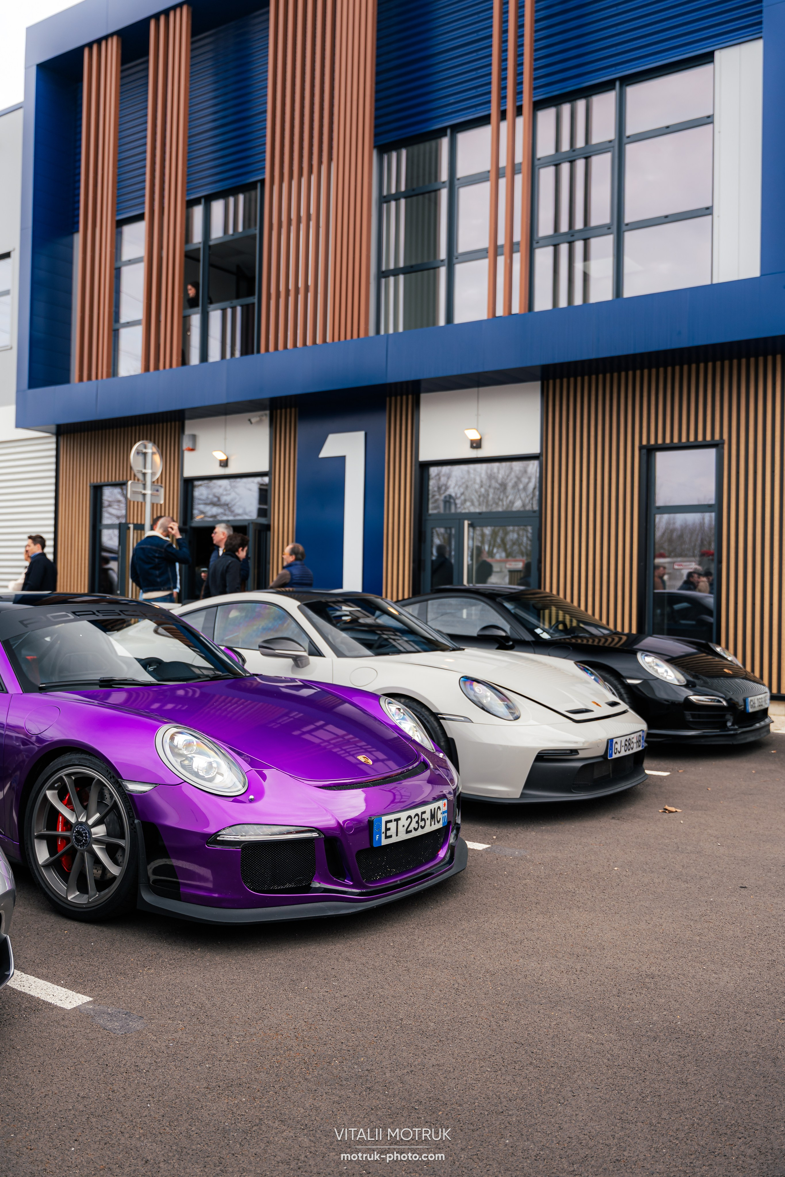 Cars and Coffee 9 mars — BEMA. Photographe de voitures à Paris — Vitalii Motruk