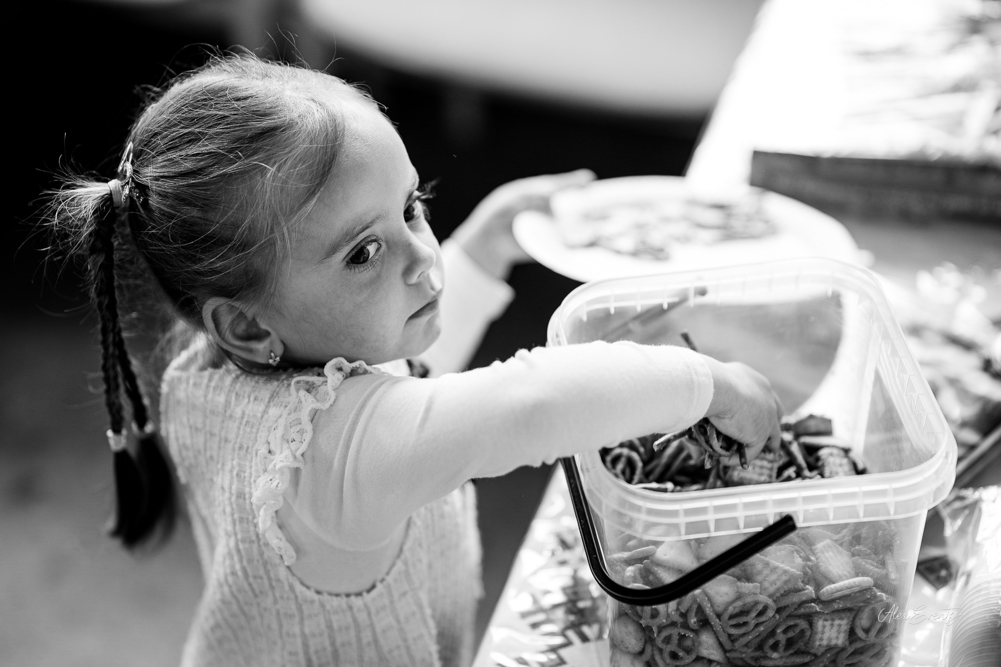 Botez autentic romanesc fotografiat la biserica din Agerbæk Danemarca. AlexEvents Fotograf / Videograf de evenimente Danemarca DK Horsens, Arhus, Odense, Vejle.Nunta, botez, foto-studio