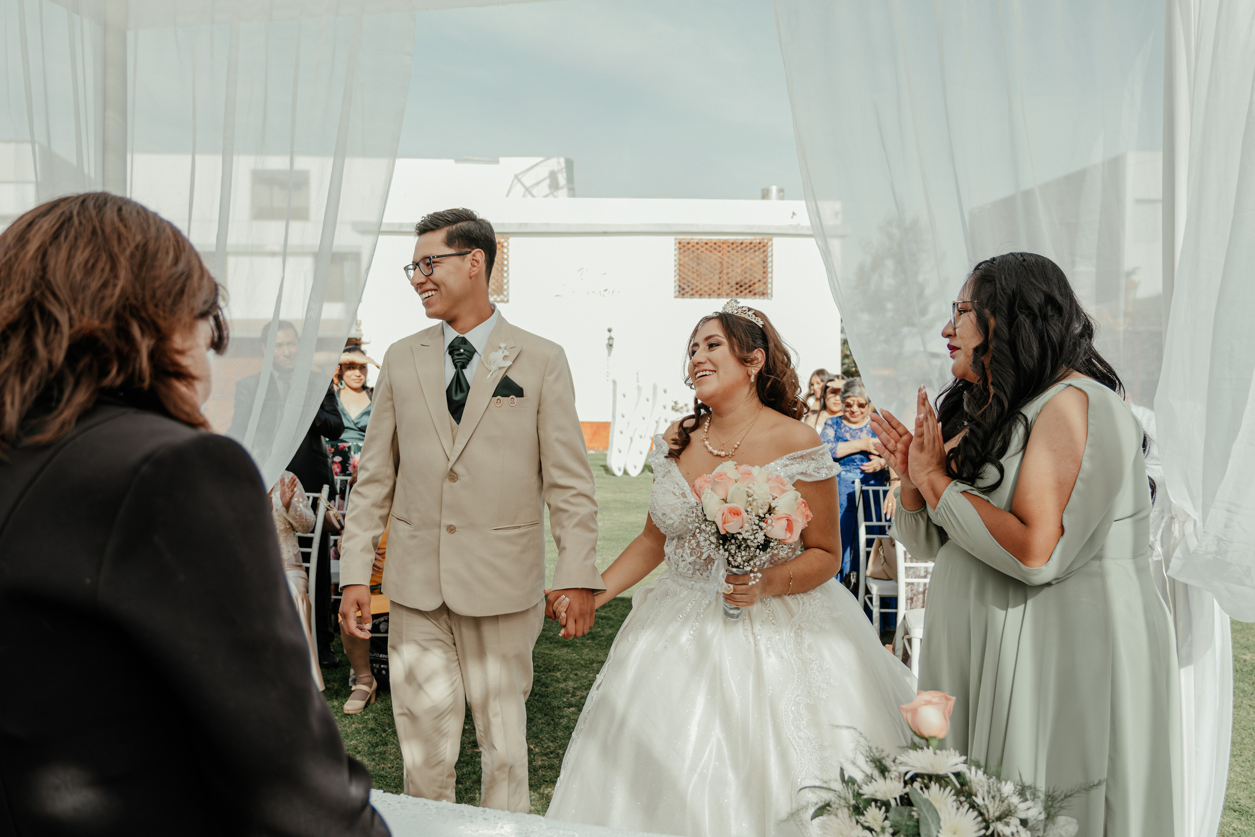 ANGIE + MANUEL BODA RELIGIOSA. Studio KVTA | Fotografía y Video de Bodas en Arequipa