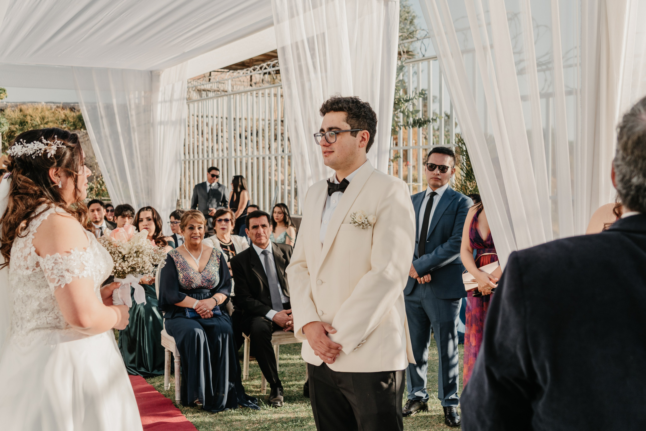 VANIA + LUIS BODA CIVIL. Studio KVTA | Fotografía y Video de Bodas en Arequipa