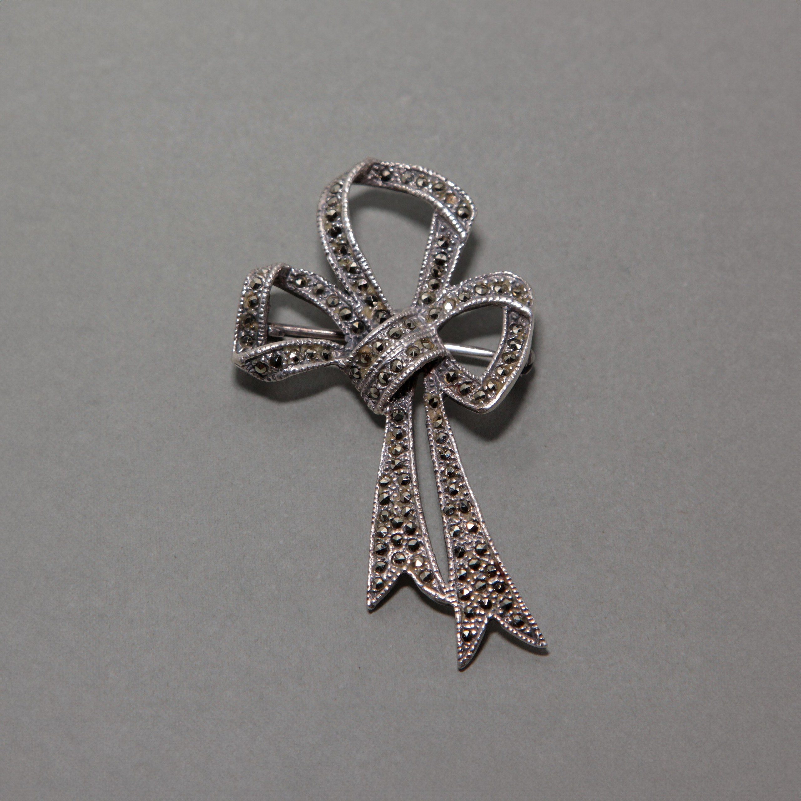 Ribbon1. Современнные и актикварные украшения в Барселоне, Москве и Санкт-Петербурге