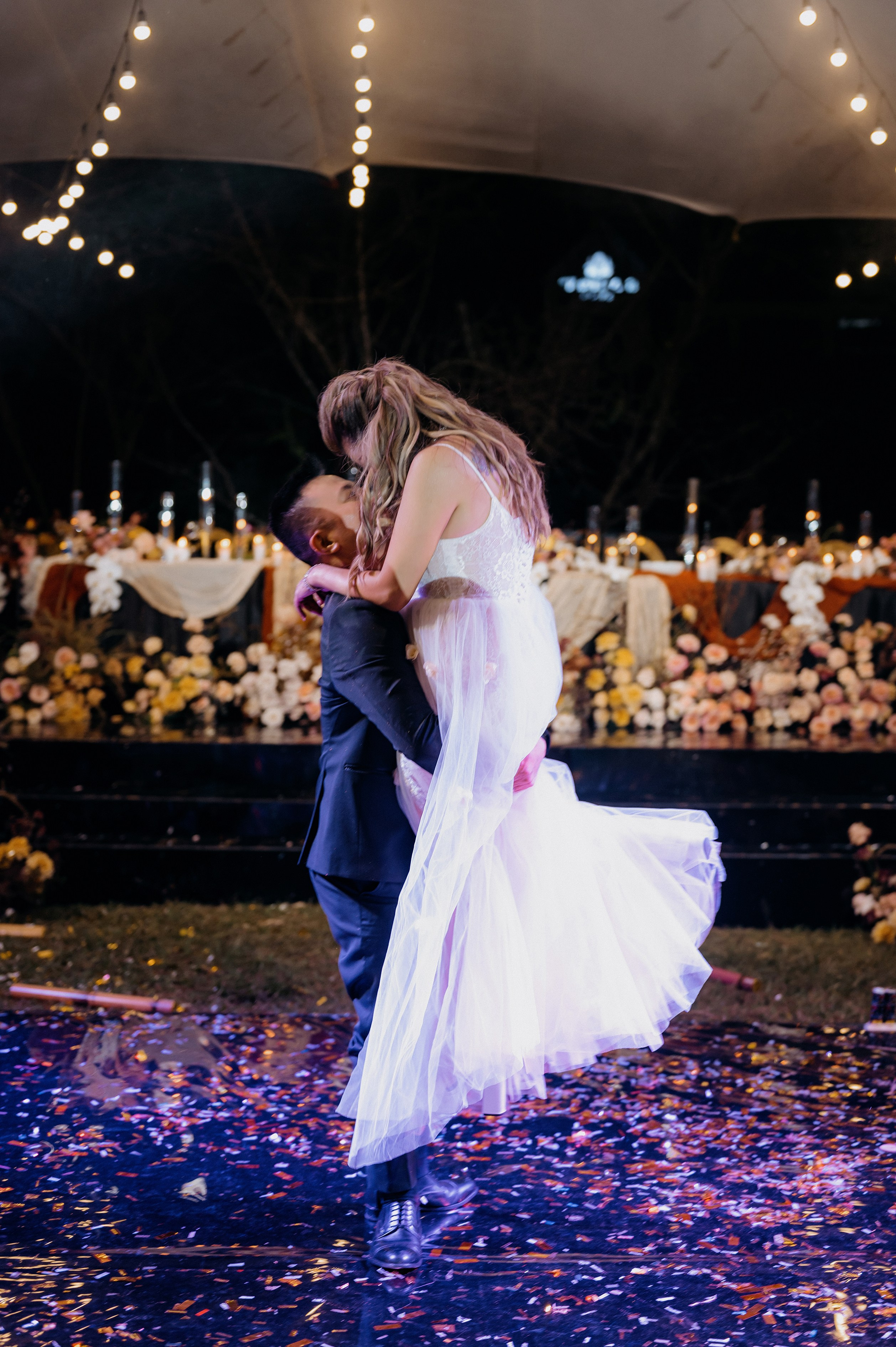 JESSE & MIMI / Destination wedding. Nhiếp ảnh gia đám cưới hàng đầu tại Thành Phố Hồ Chí Minh