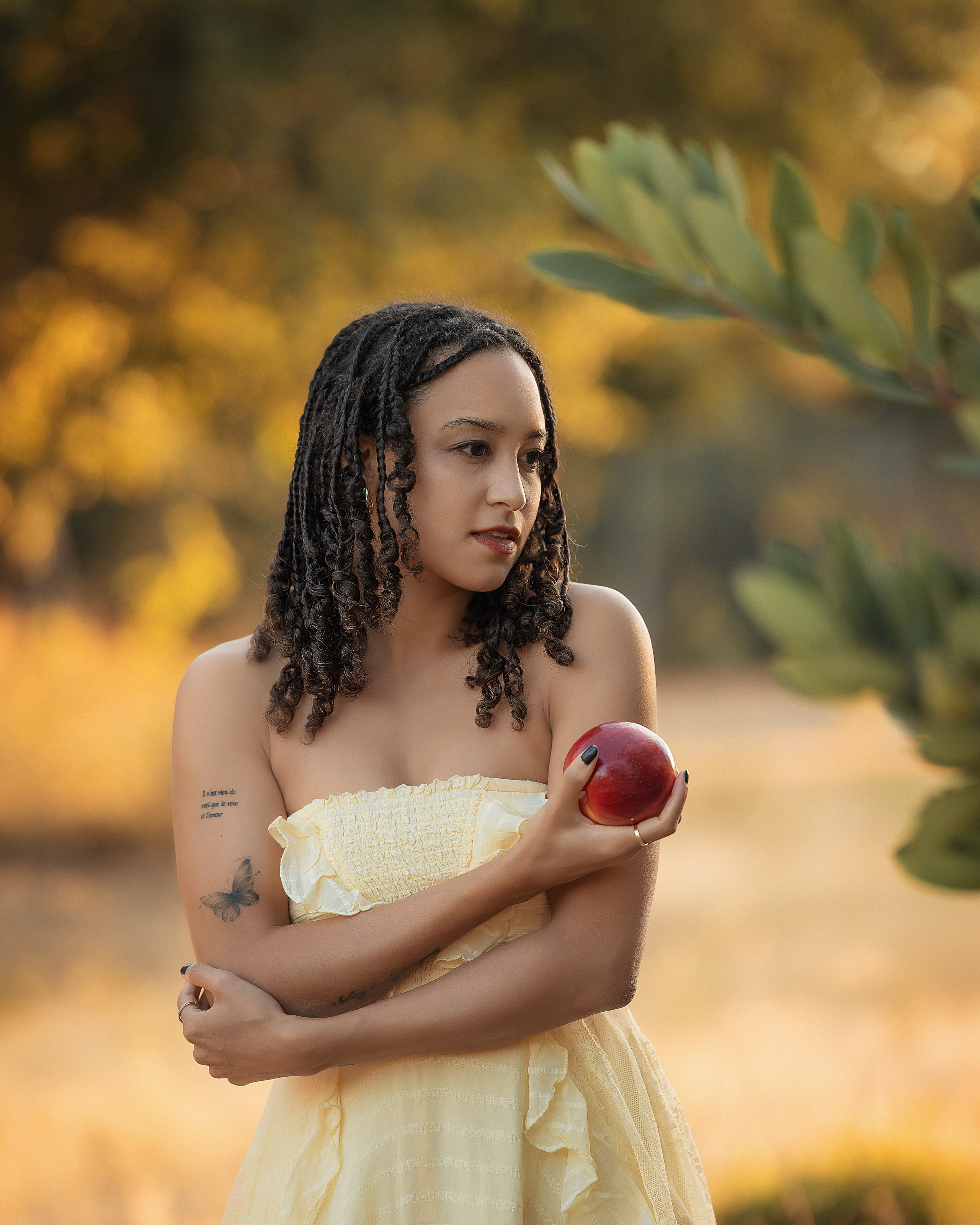 FEMALE PORTRAIT. Couples & Families photographer in Bay Area, San Jose, California