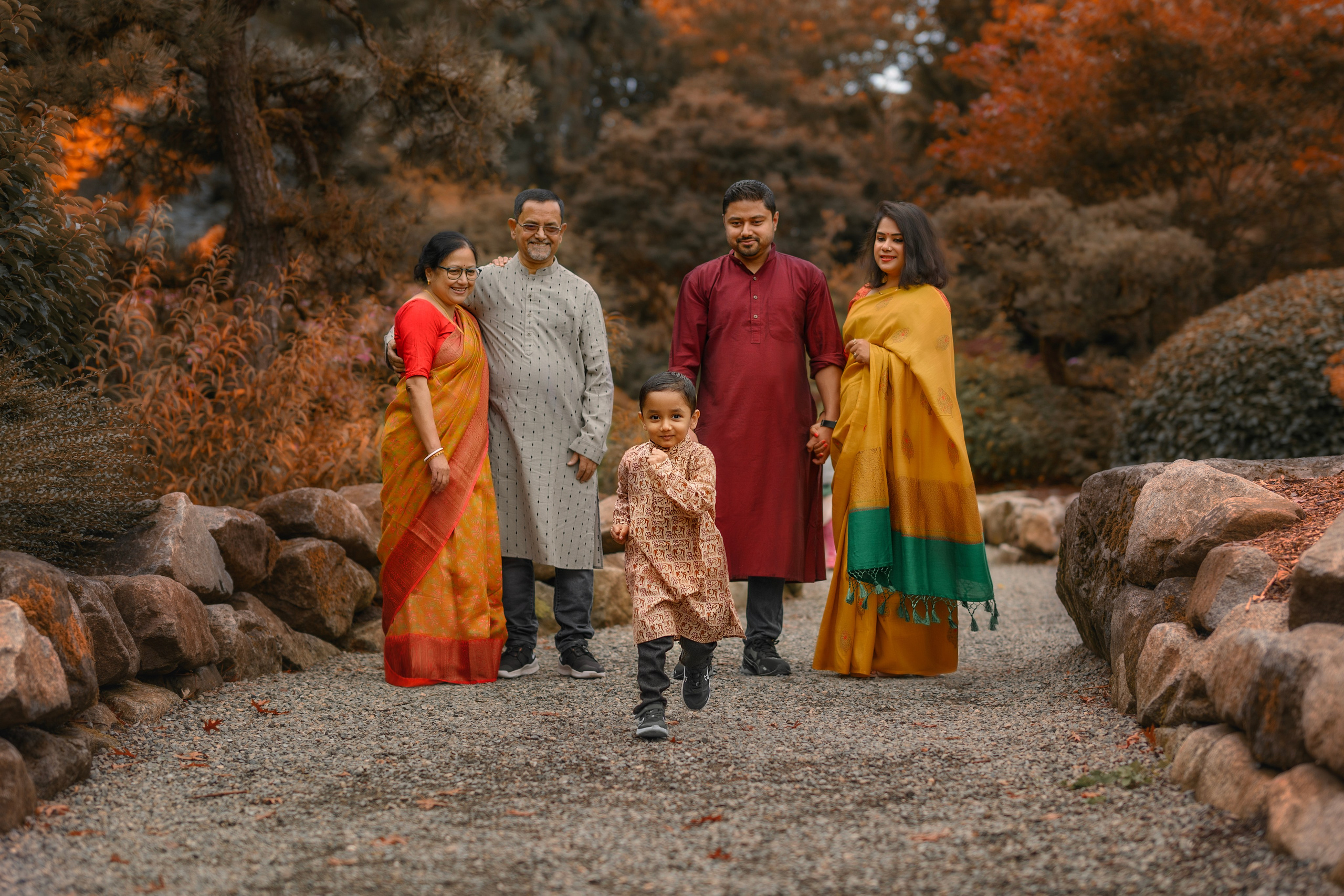 Priyanka. Wedding & family photography in Seattle area. Helen Michelle photographer