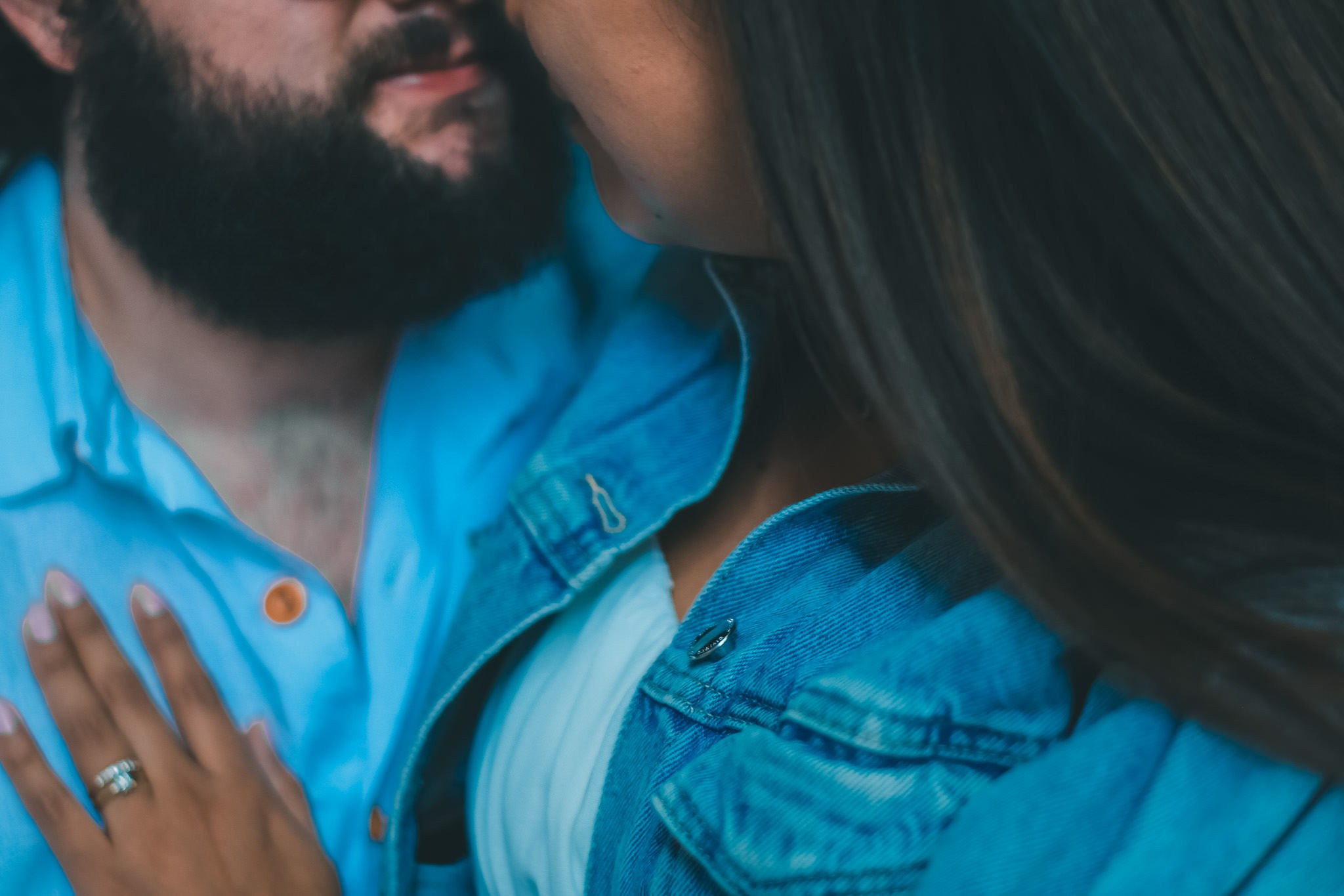 Sesión Save the Date en La Roma: Dany & Rui capturan su amor en el corazón de CDMX. Wedding and family photographer in Mexico City