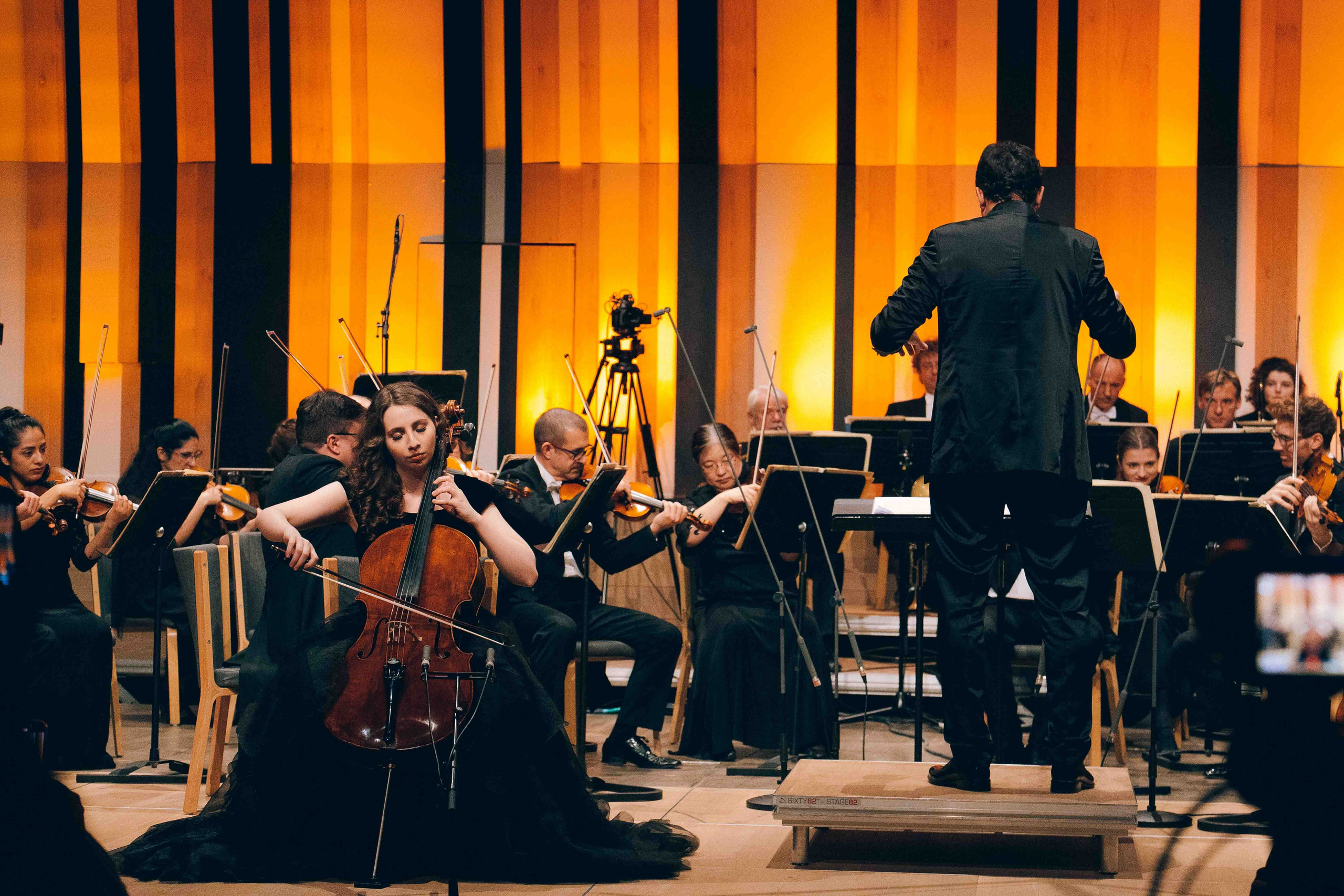 BUDAPEST MUSIC CENTER. Wedding&Event photographer Ismail Rzayev in Baku