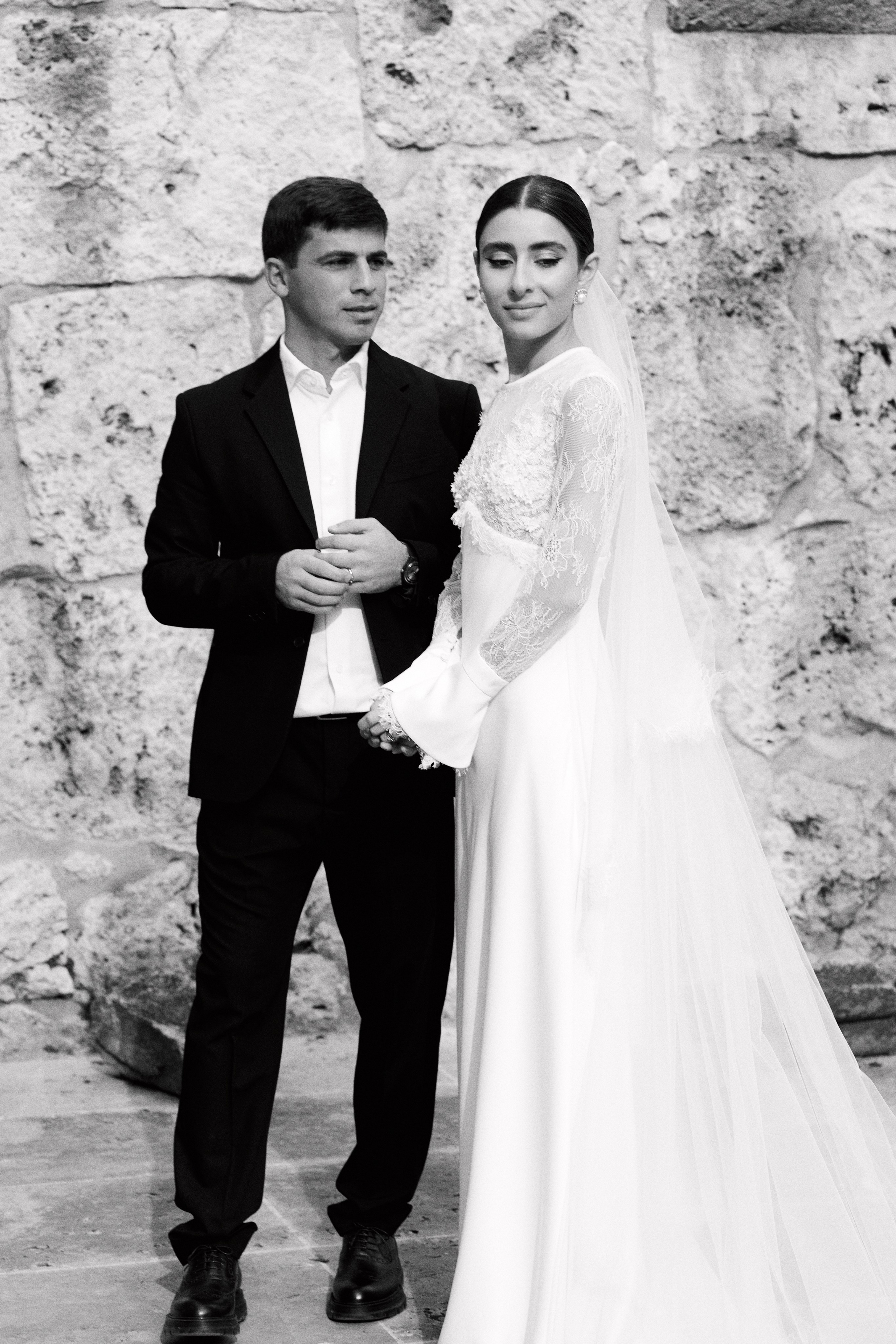 Emotional wedding moment captured during an Armenian ceremony