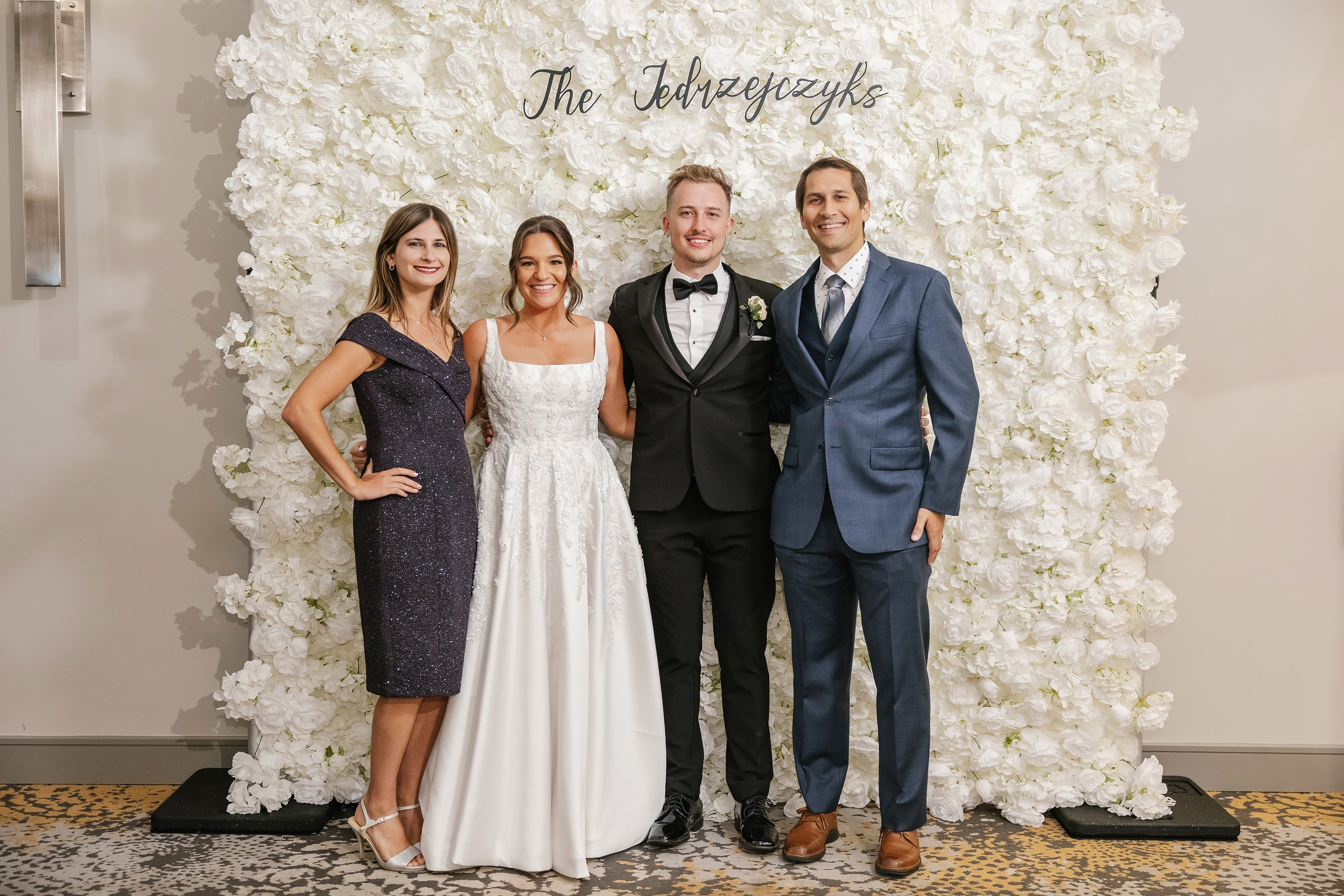 09.06.2025 Wedding. Wedding family event photographer in Chicago Nick Yushevich