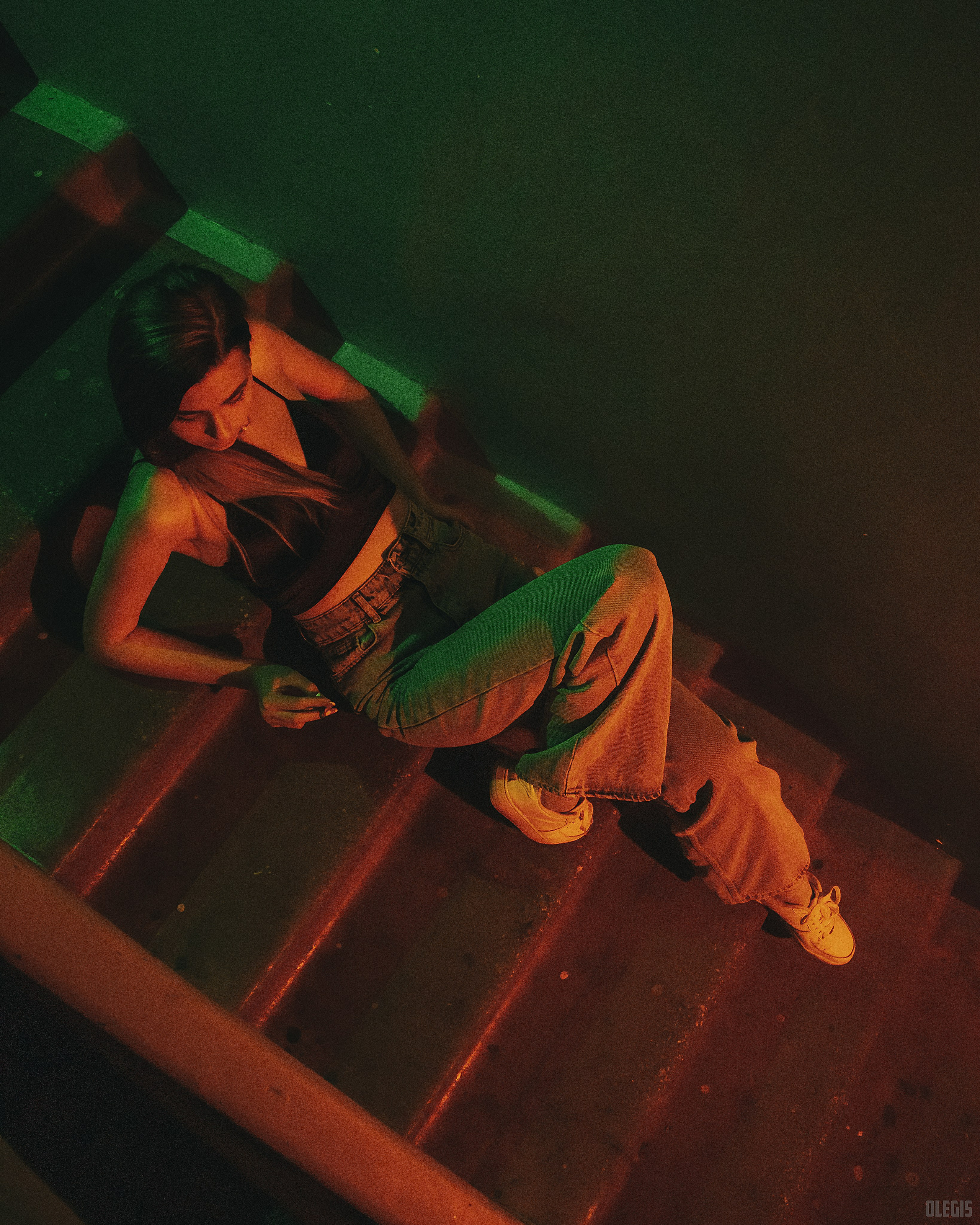 Фотосесія у під’їзді. Фотограф | Відеооператор Нікополь Олег Ісаченко