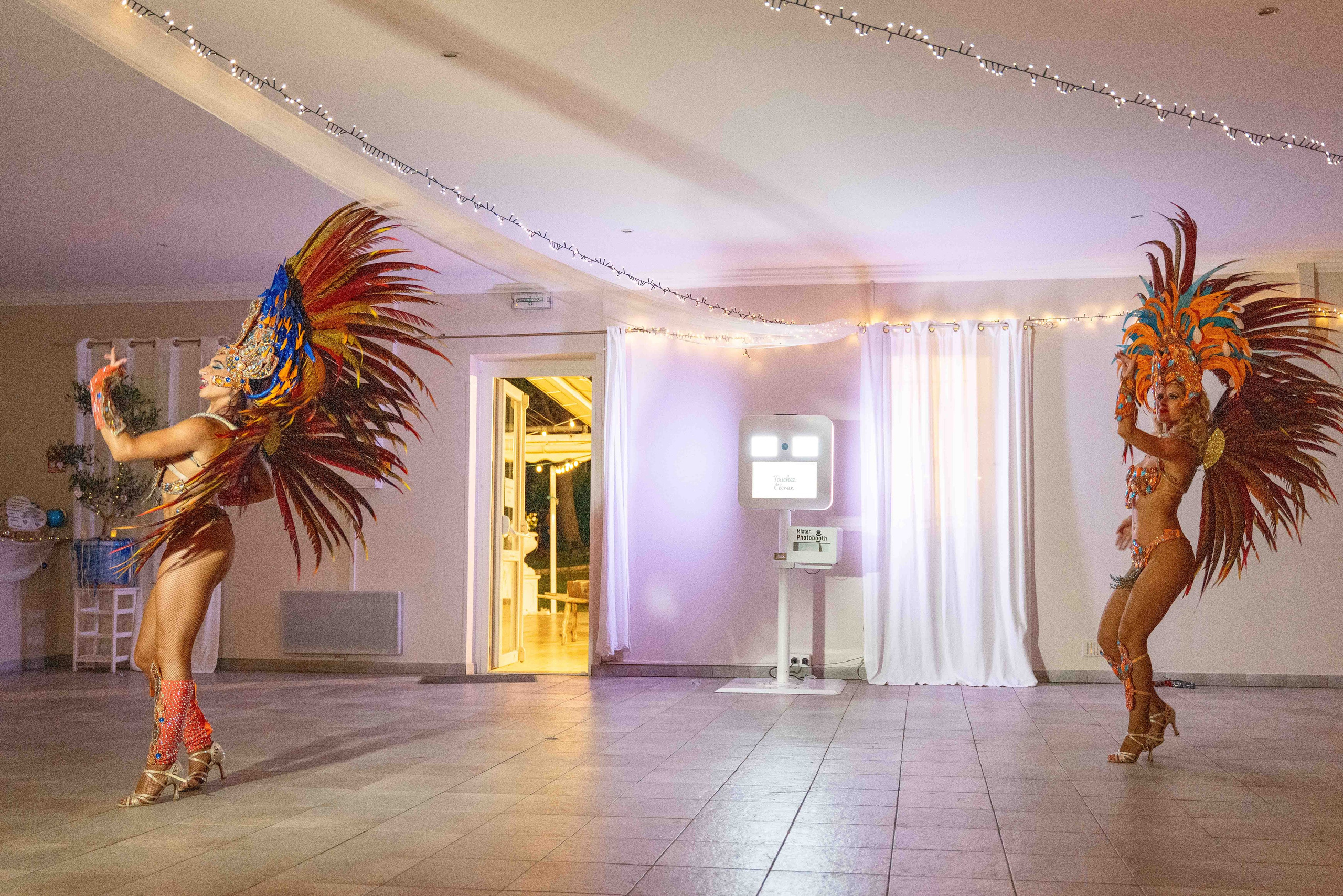 Emmanuelle & Davy. Wedding-Family photographer, South of France–Paris, Valentina Acrement