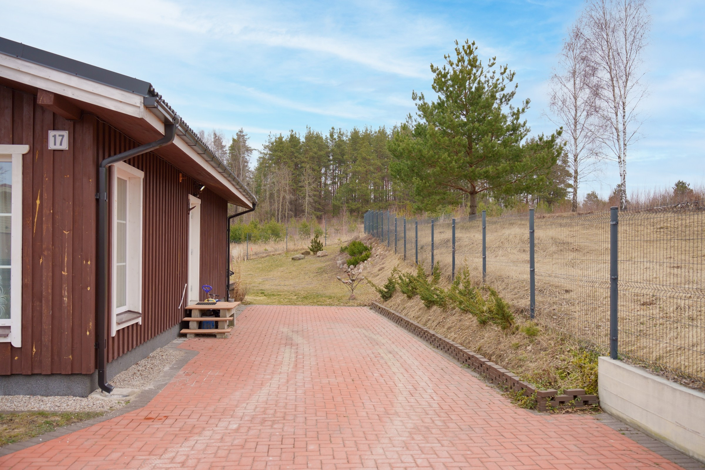 Sebastijoniškių g. 17. Elina Sapiega fotografė Vilniuje